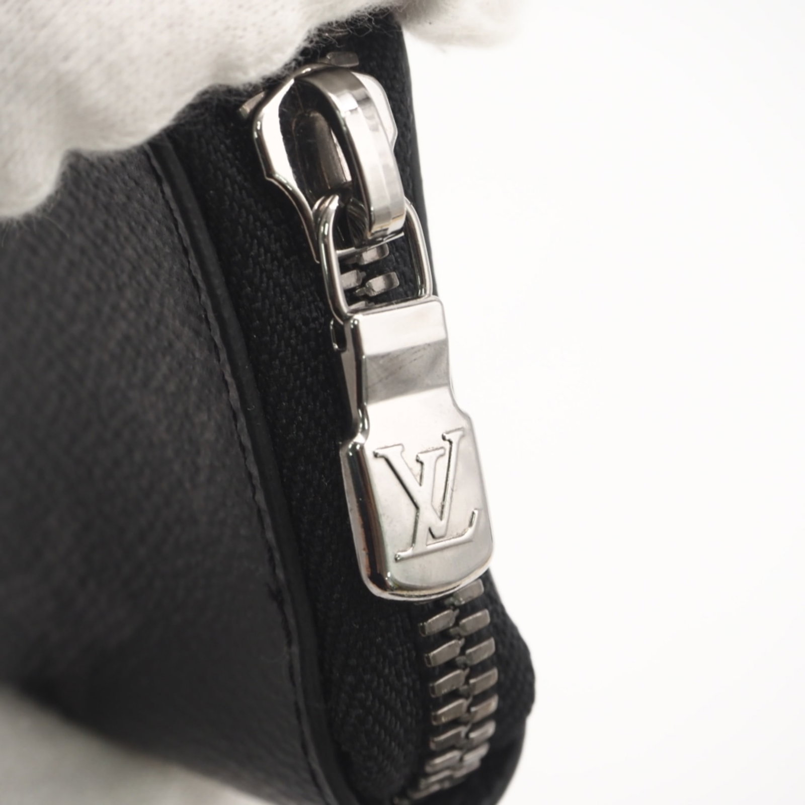 Louis Vuitton Eclipse Coin Monogram Purse - 10