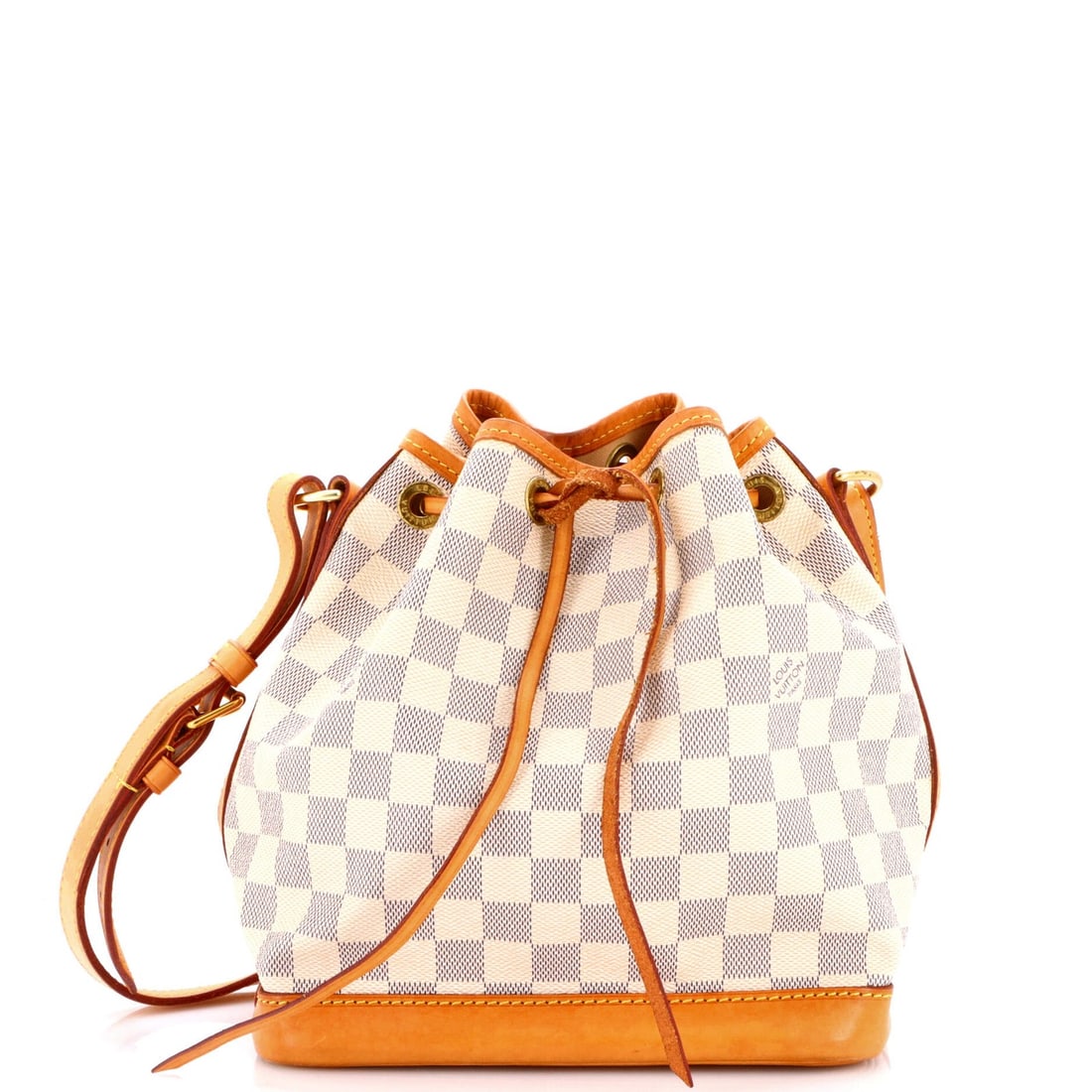 Louis Vuitton Damier BB Noe Handbag: Louis Vuitton Damier BB Noe Handbag White canvas coated Louis Vuitton Damier BB Noe bucket handbag with neutral interior, aged gold hardware, and a signature. The handbag features water marks, heavy