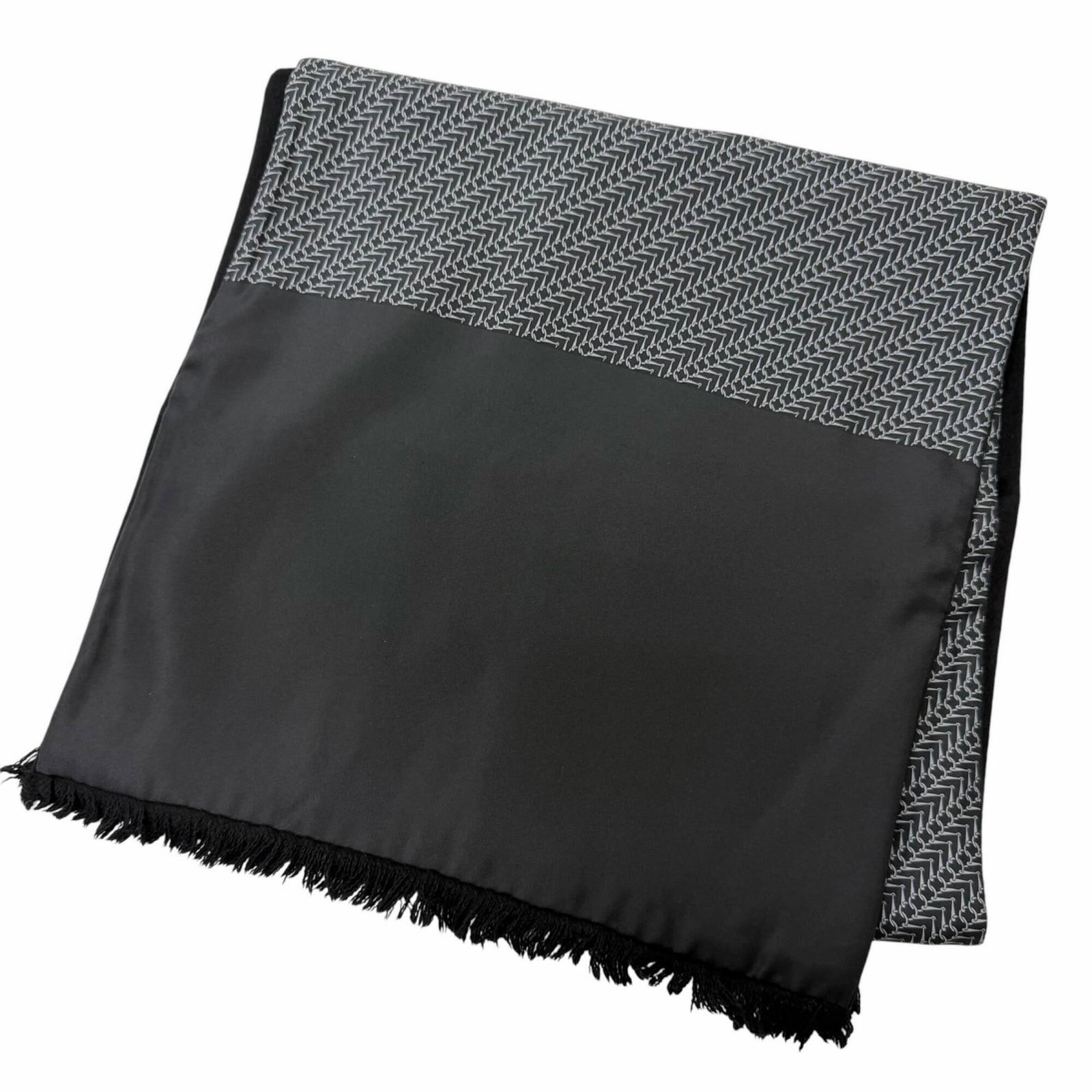 Silk Angora Shawl by Hermes: Silk Angora Shawl by Hermes Silk Angora Shawl by Hermes: A luxurious and elegant accessory, this shawl boasts a striking black and gray color combination, crafted from high-quality silk and Angora