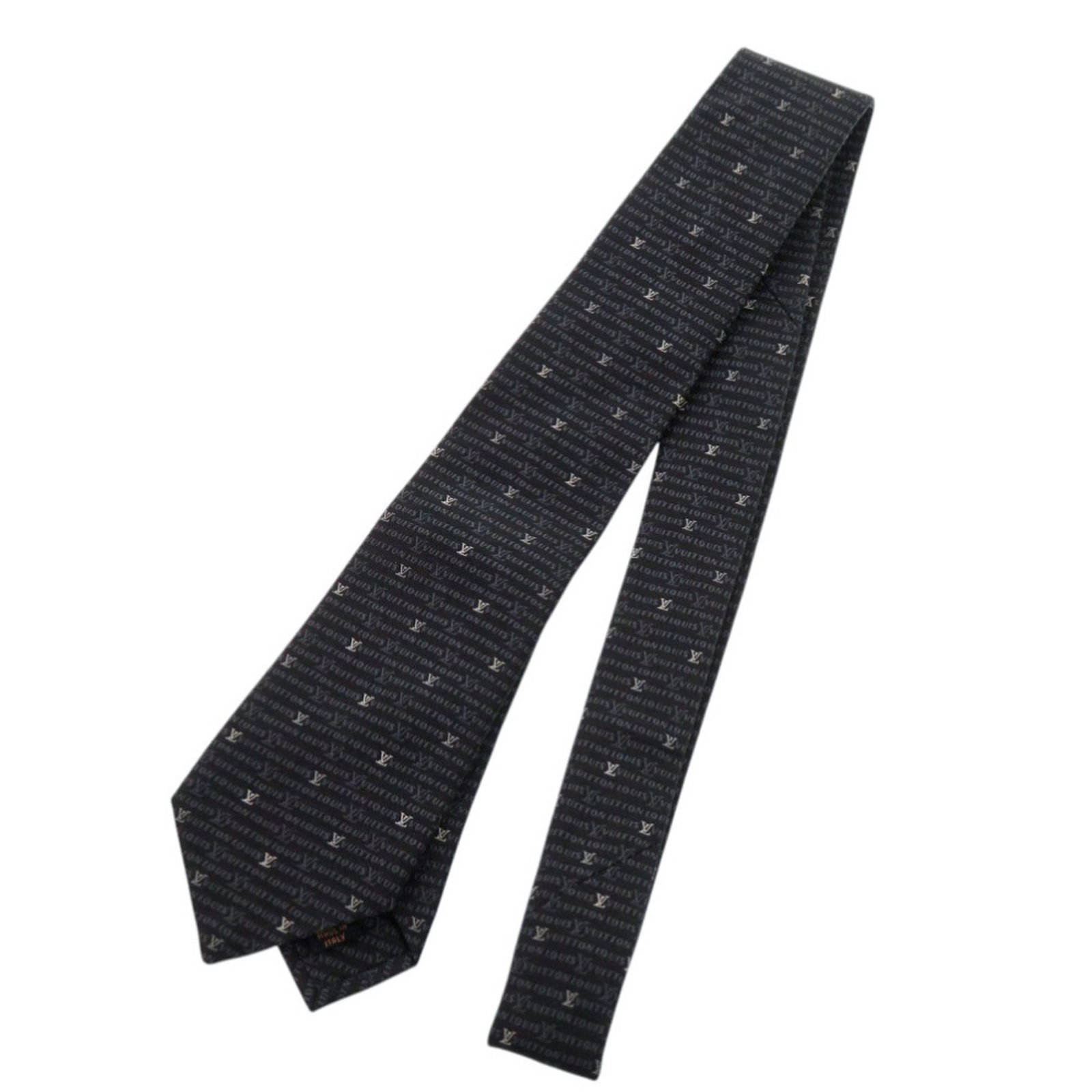 Vuitton Cravat Silk Louis: Vuitton Cravat Silk Louis Silk cravat with a signature, measuring 146cm in length and 7.5cm in width, crafted from black material, originating from Italy. This cravat features the Louis Vuitton brand