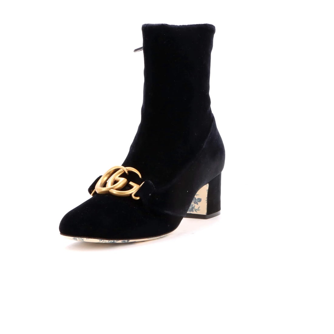 Velvet Gucci Women's Victoire Ankle Boots: Velvet Gucci Women's Victoire Ankle Boots Velvet Gucci Women's Victoire Ankle Boots in excellent condition, featuring a luxurious velvet exterior in black and a sleek, neutral blue interior. The boots
