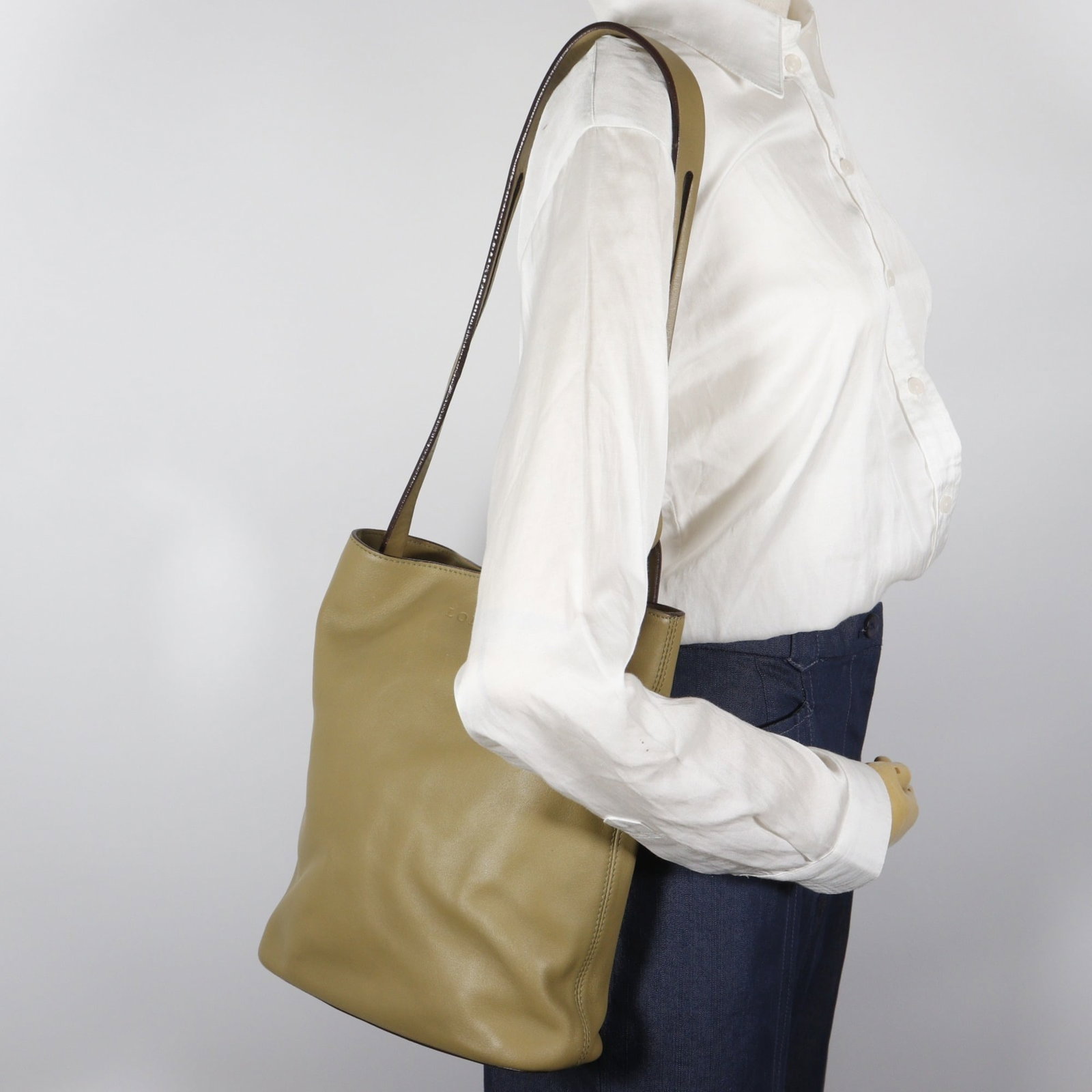 Shoulder Bag Leather - 18