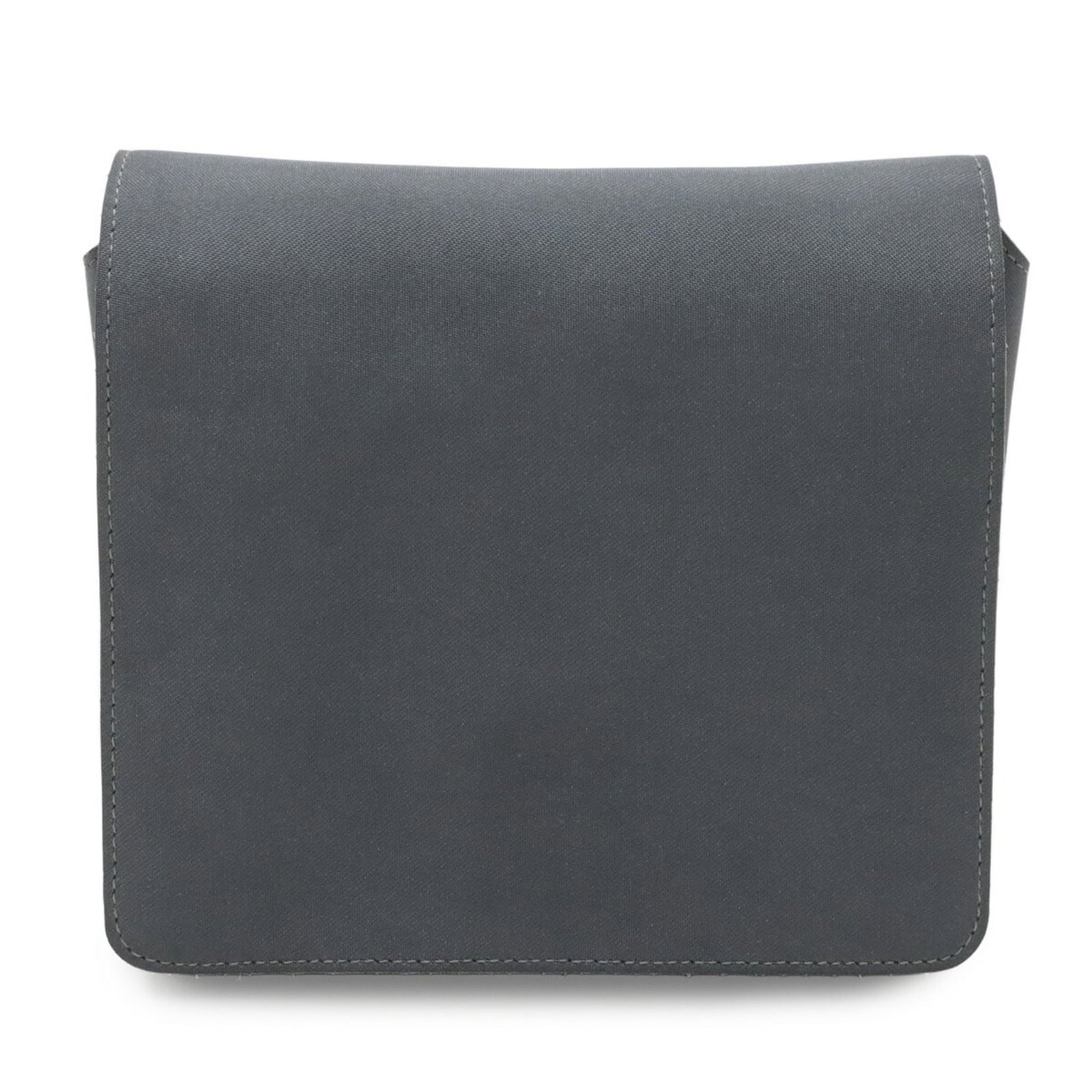 Fanny Pack Pouch Nylon Chanel: Fanny Pack Pouch Nylon Chanel Dark gray and ivory nylon make up this sleek fanny pack pouch from the iconic Chanel brand, measuring 15cm x 15cm x 5cm. The sporty design is crafted from high-quality