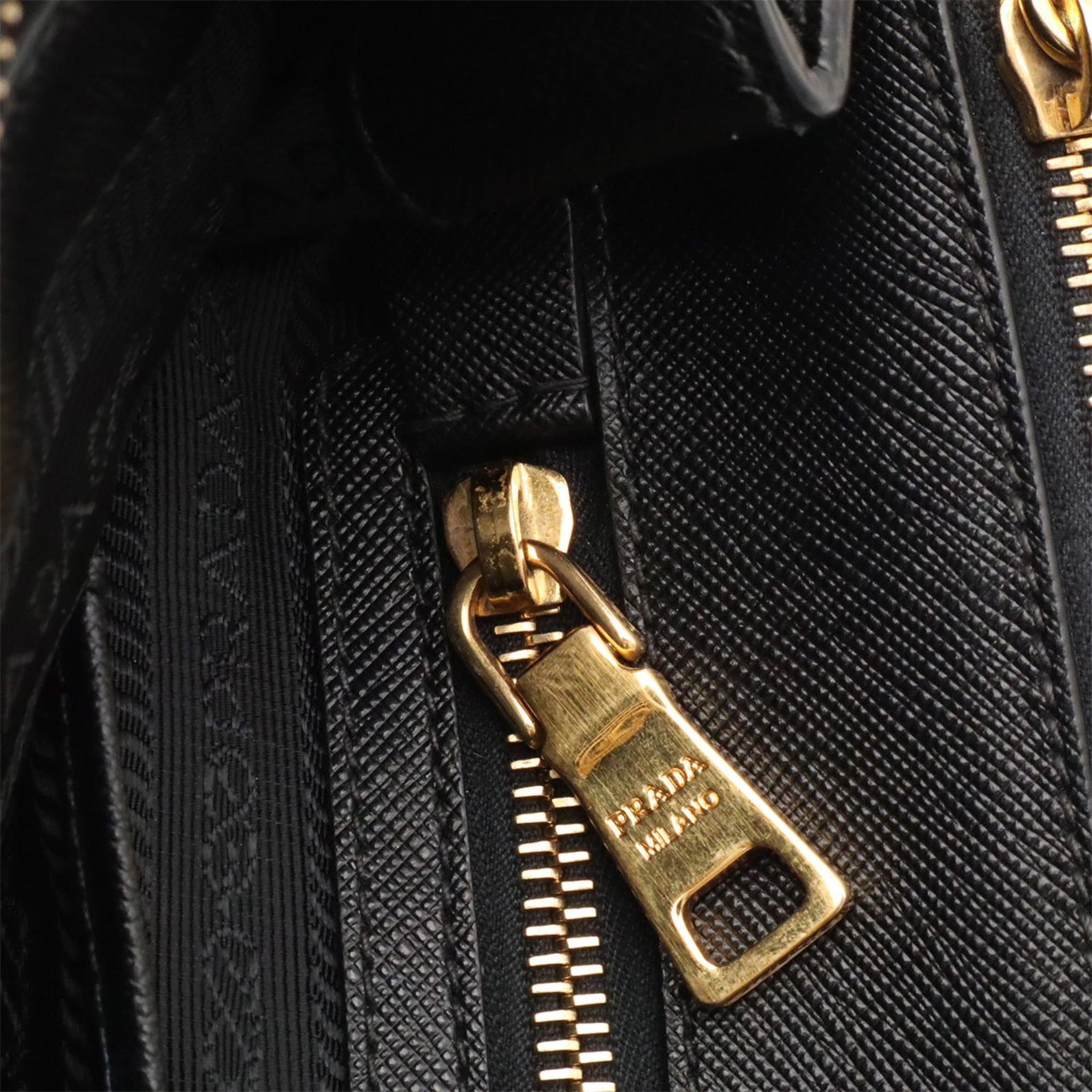 Handbag Leather Prada - 9