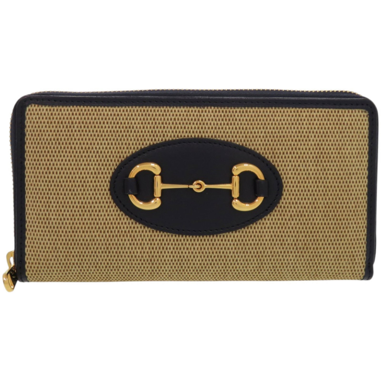 Canvas Leather Bi Fold Wallet Long Gucci: Canvas Leather Bi Fold Wallet Long Gucci Canvas Leather Bi Fold Wallet Long Gucci features a classic design with a beige and navy color combination, crafted from canvas and leather materials. The