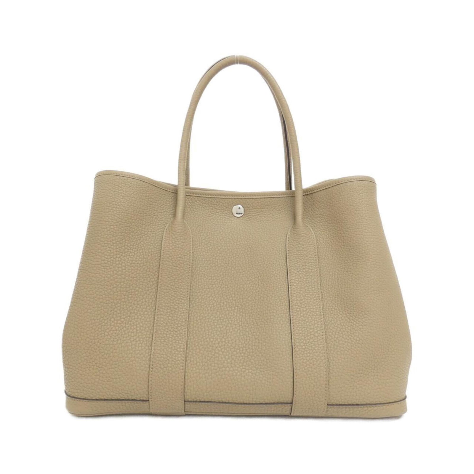 Handbag Hermes Negonda Leather: Handbag Hermes Negonda Leather Negonda leather handbag from Hermes, featuring a classic design with a beige color and precise measurements of 26cm x 36cm x 18cm. This stylish accessory boasts a sleek