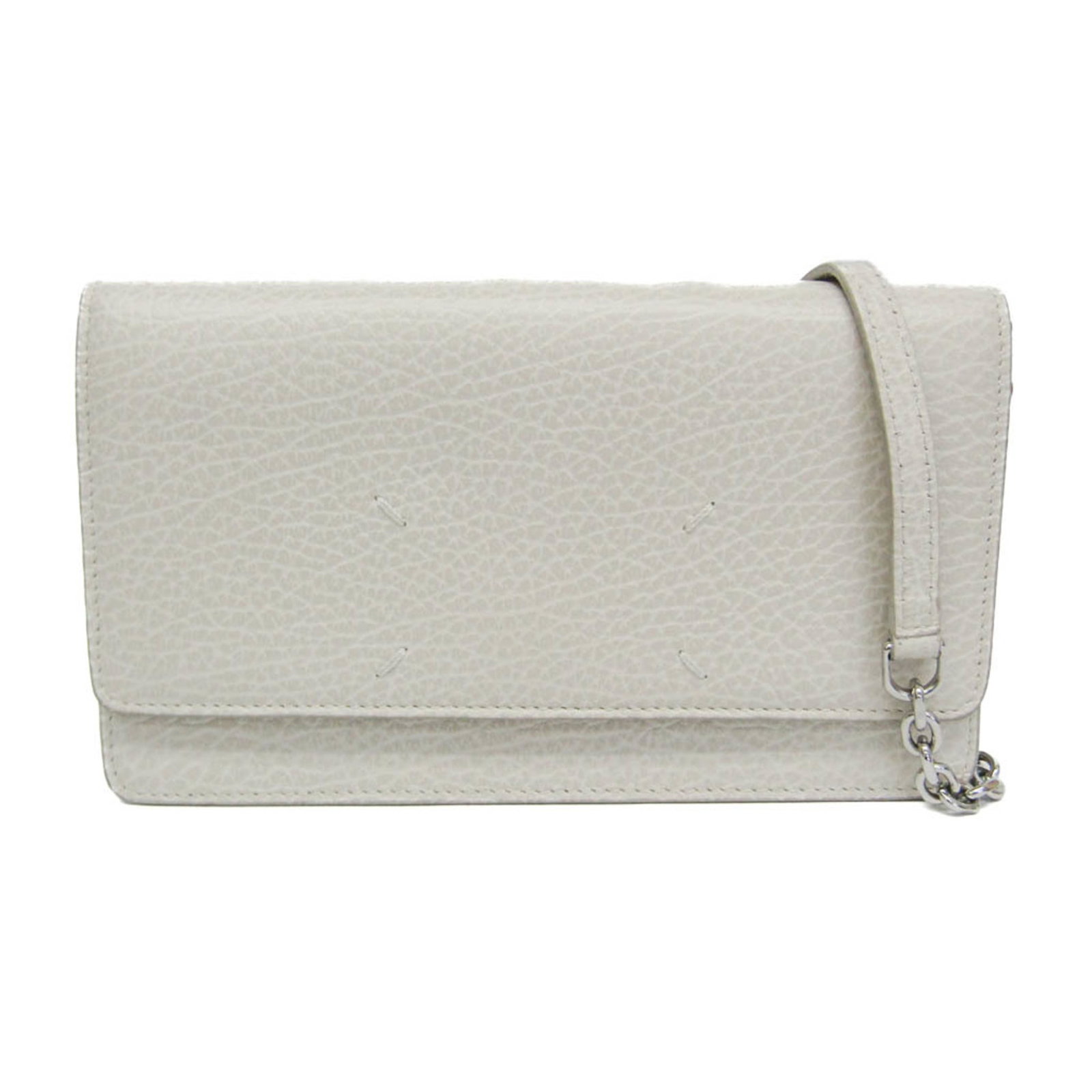 Maison Margiela Chain/ Shoulder Wallet Leather: Maison Margiela Chain/ Shoulder Wallet Leather Chain/Shoulder wallet in off-white leather with a 1.12m chain strap, featuring a coin purse, card slot, and open pocket, and weighing 440g. This Italian-
