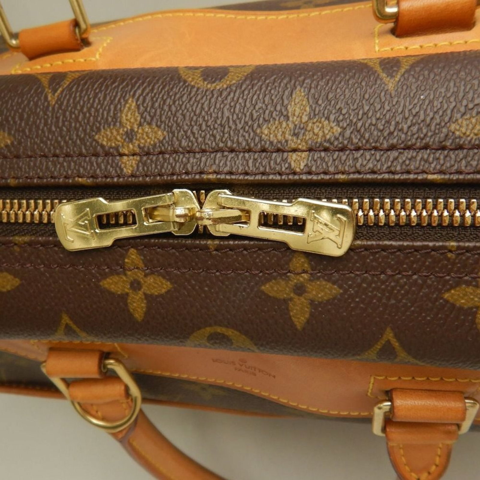 Louis Vuitton Monogram Handbag - 13
