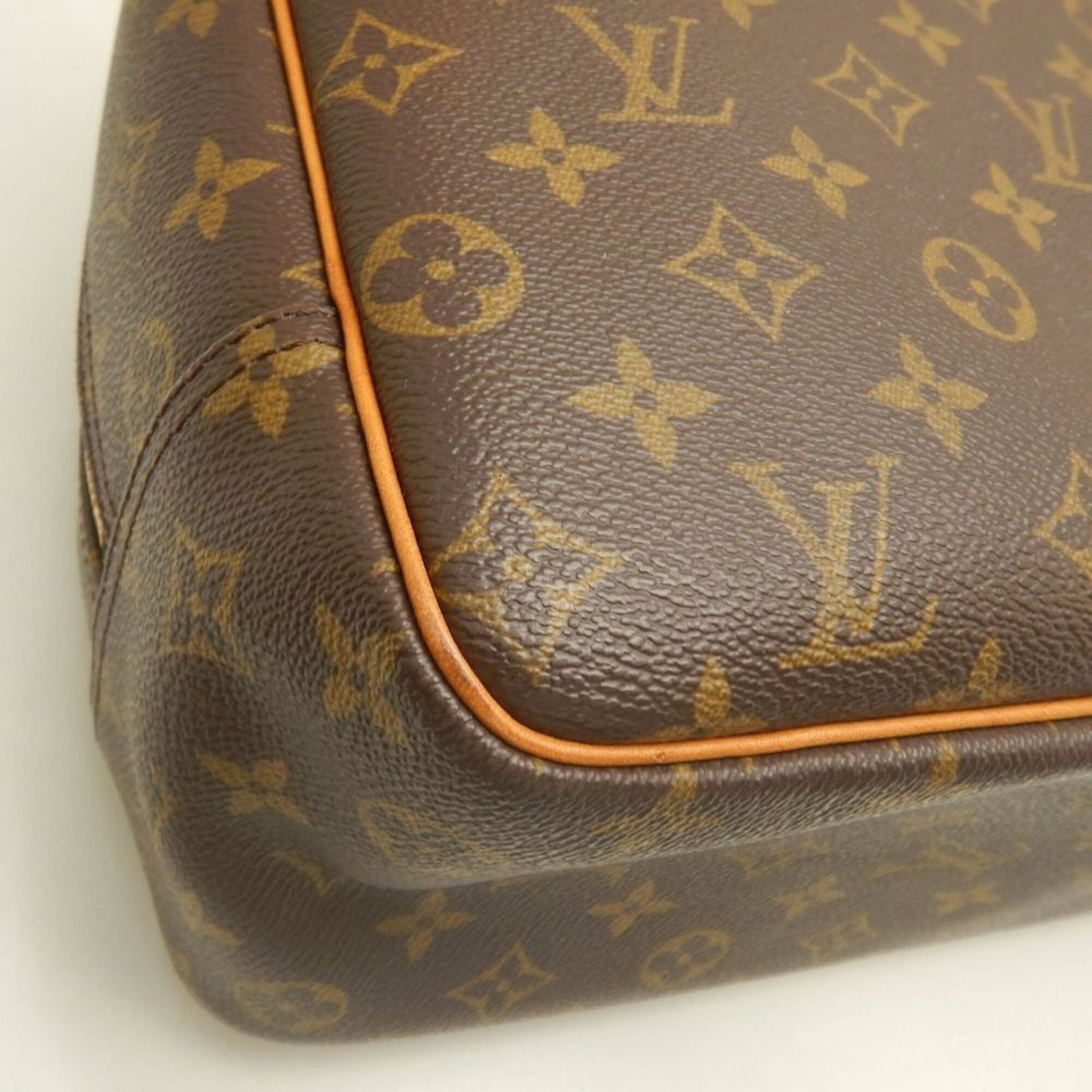 Louis Vuitton Monogram Handbag - 18