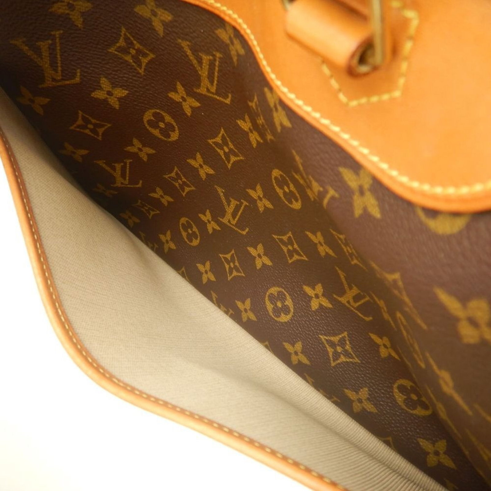 Louis Vuitton Monogram Handbag - 20
