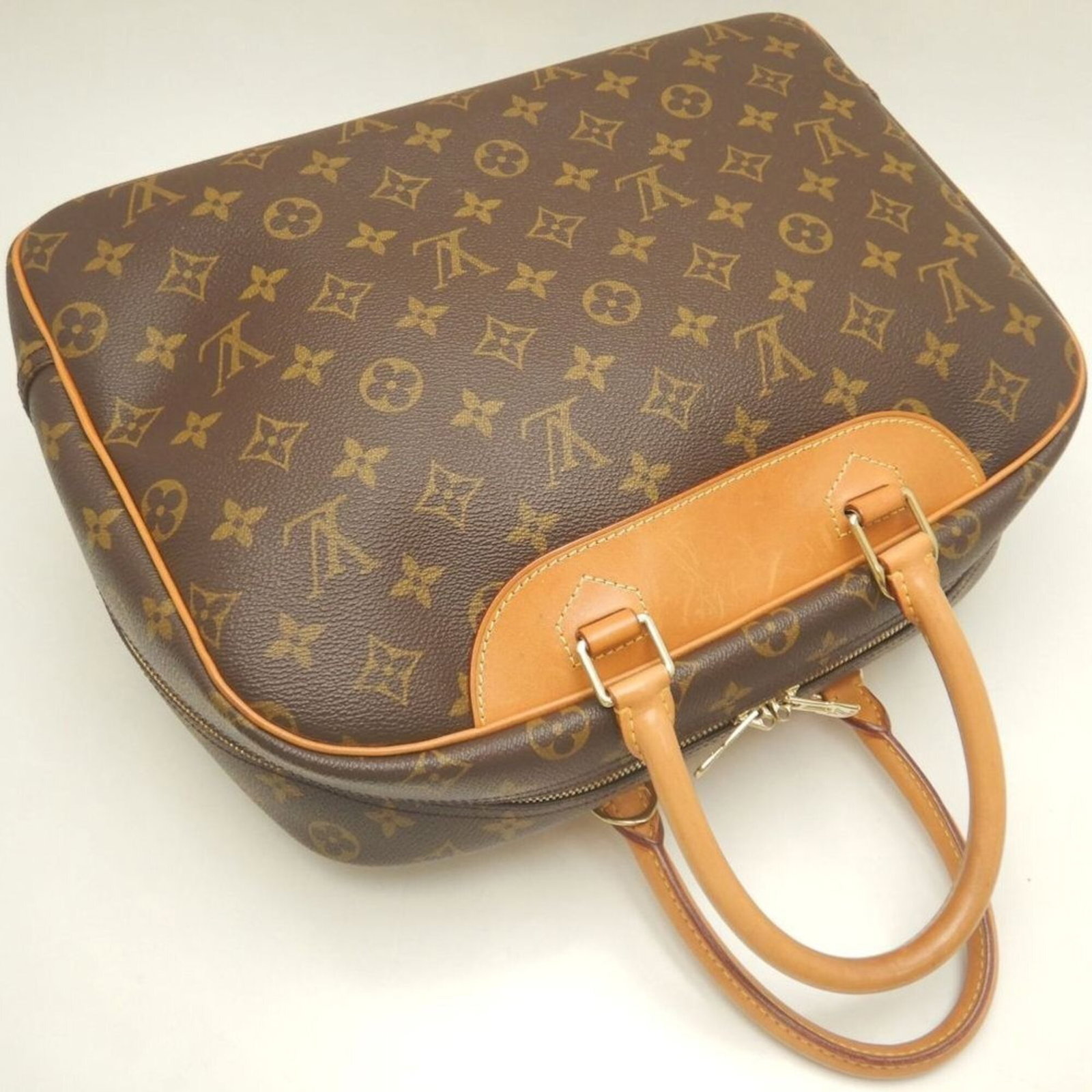 Louis Vuitton Monogram Handbag - 3