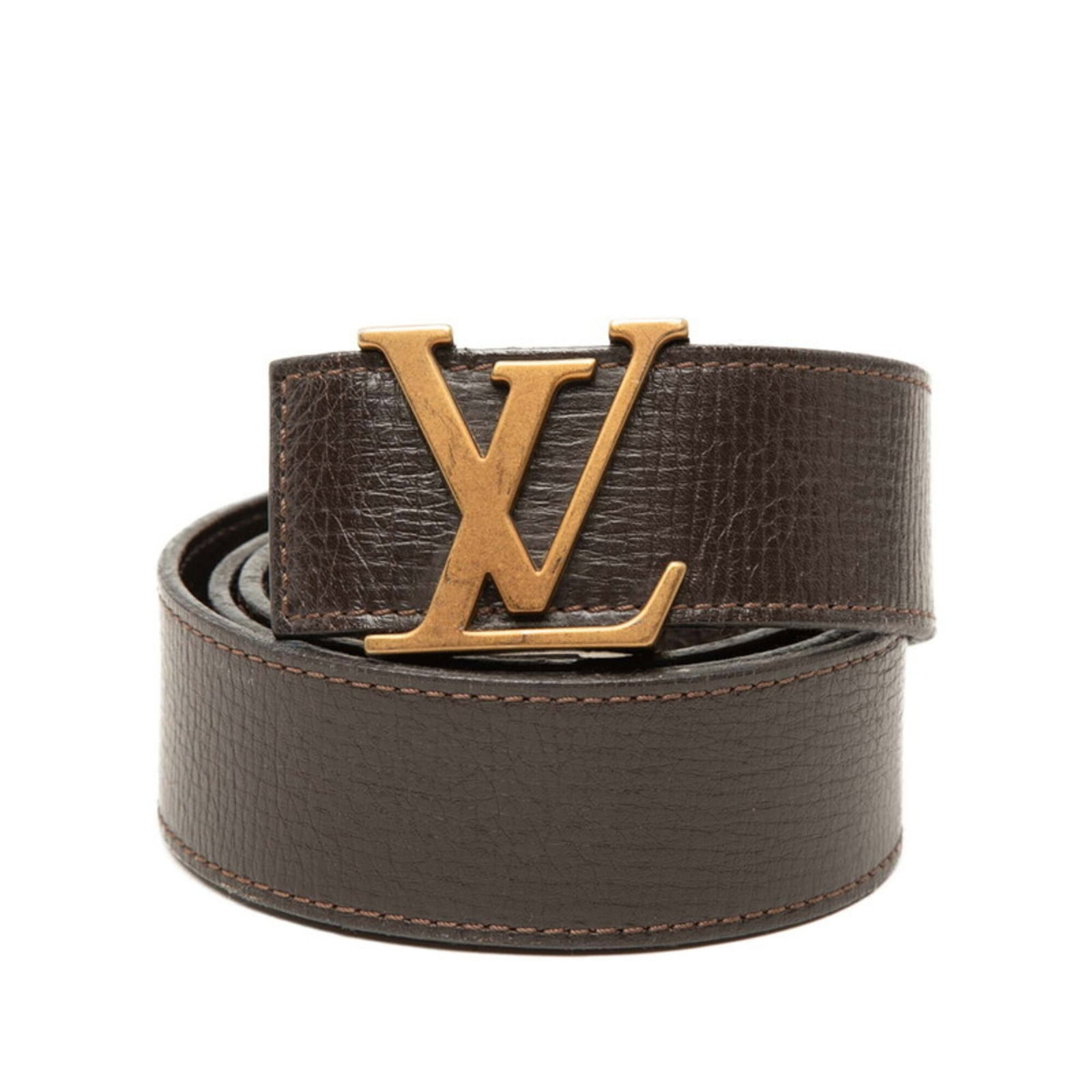 Standard belt by Louis Vuitton: Standard belt by Louis Vuitton Brown leather standard belt by Louis Vuitton, measuring 102cm in length, features the iconic brand's signature style. Made from high-quality leather, this classic belt i