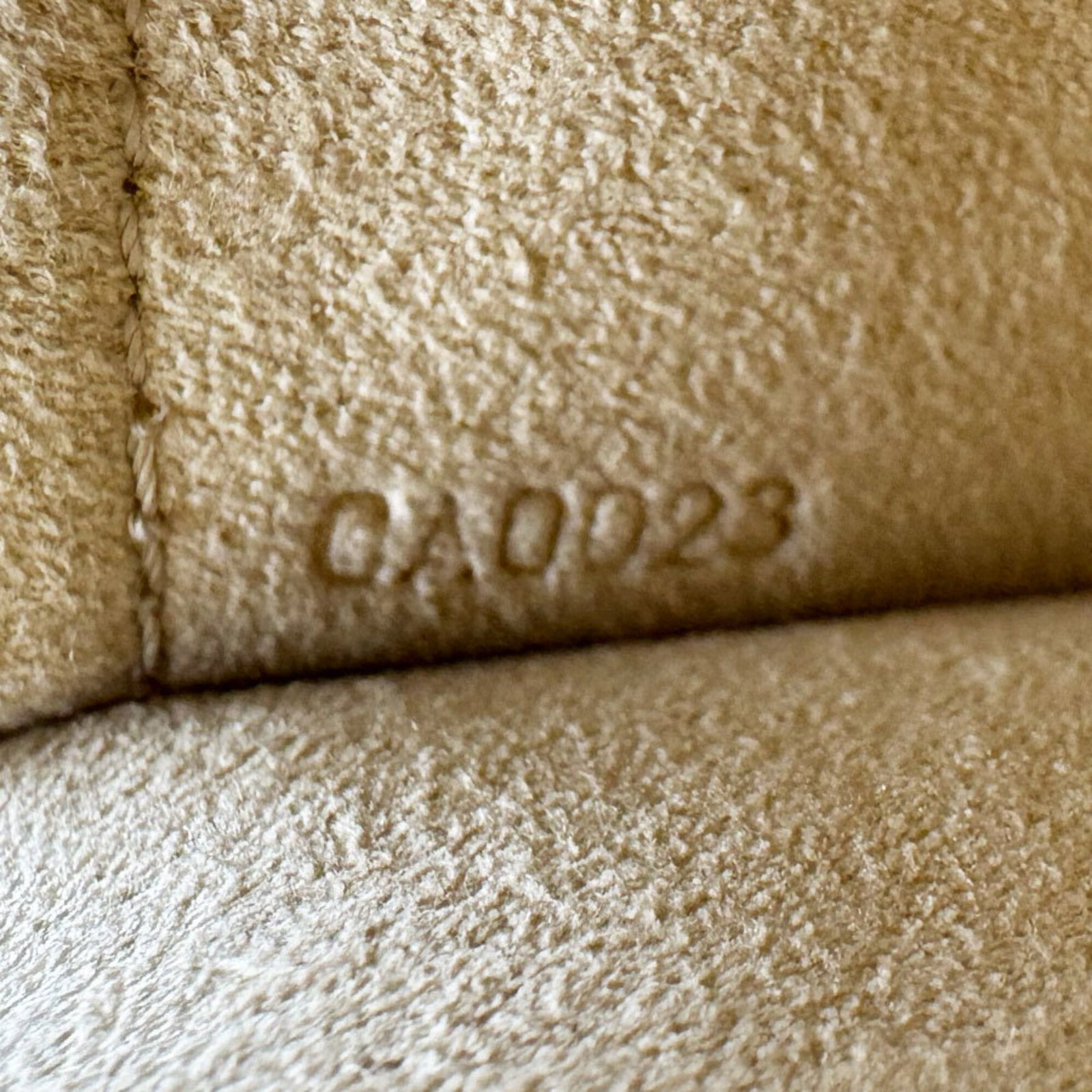 Louis Vuitton Monogram Handbag - 13
