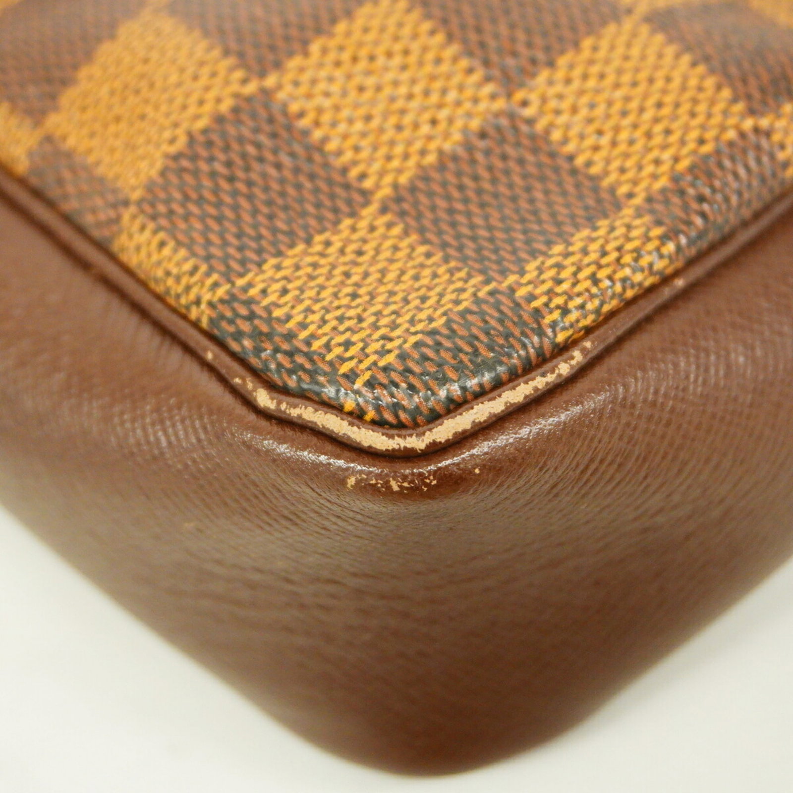Louis Vuitton Pouch - 7