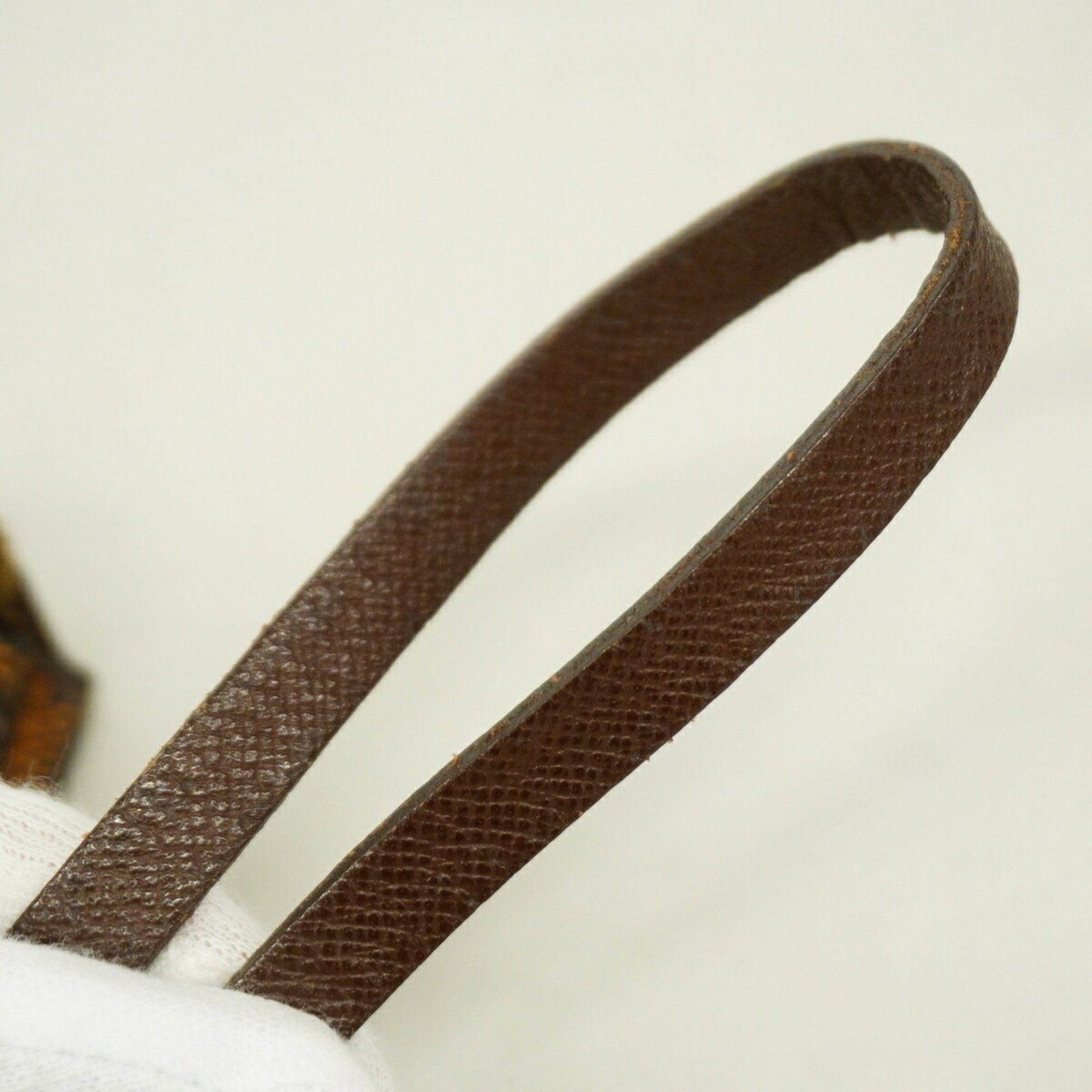 Louis Vuitton Pouch - 8