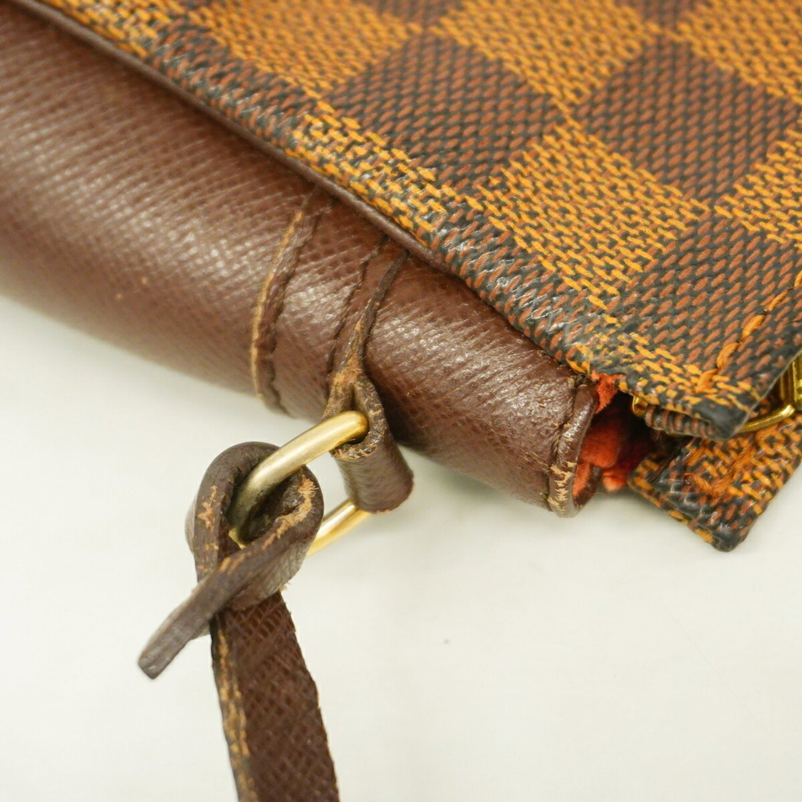 Louis Vuitton Pouch - 9