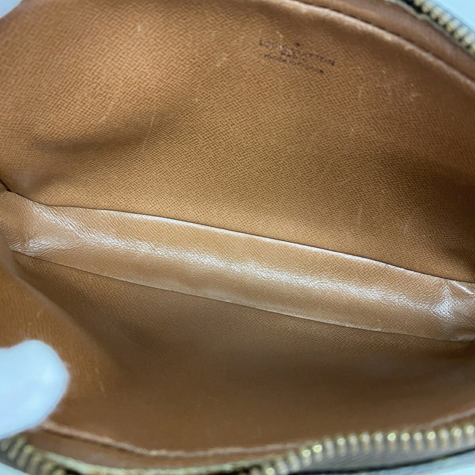 Louis Vuitton Bag - 4