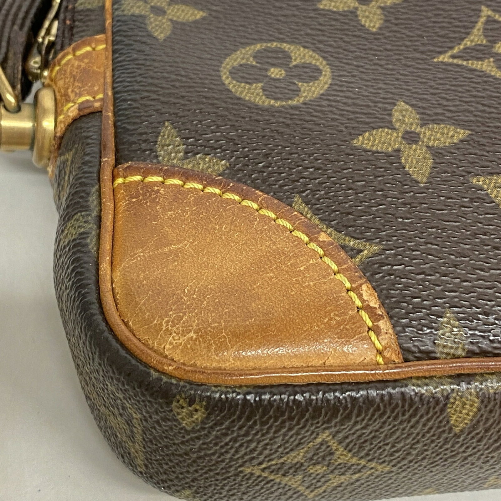 Louis Vuitton Bag - 7