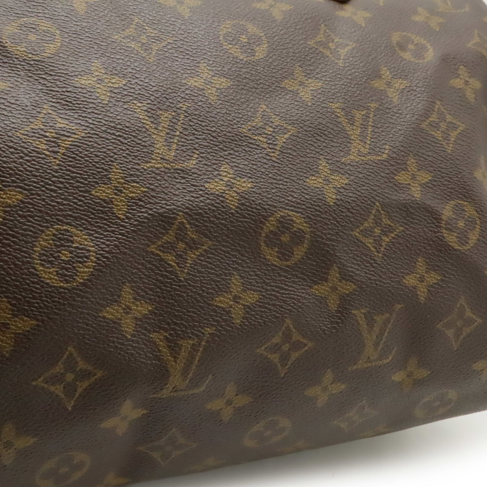 Louis Vuitton Monogram Handbag - 9
