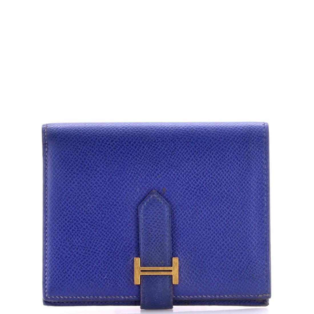 Epsom Compact Wallet Hermes Bearn: Epsom Compact Wallet Hermes Bearn The Epsom Compact Wallet by Hermes Bearn boasts a stunning blue leather exterior, complemented by gold hardware and a rich interior. Measuring 3.5" in height and