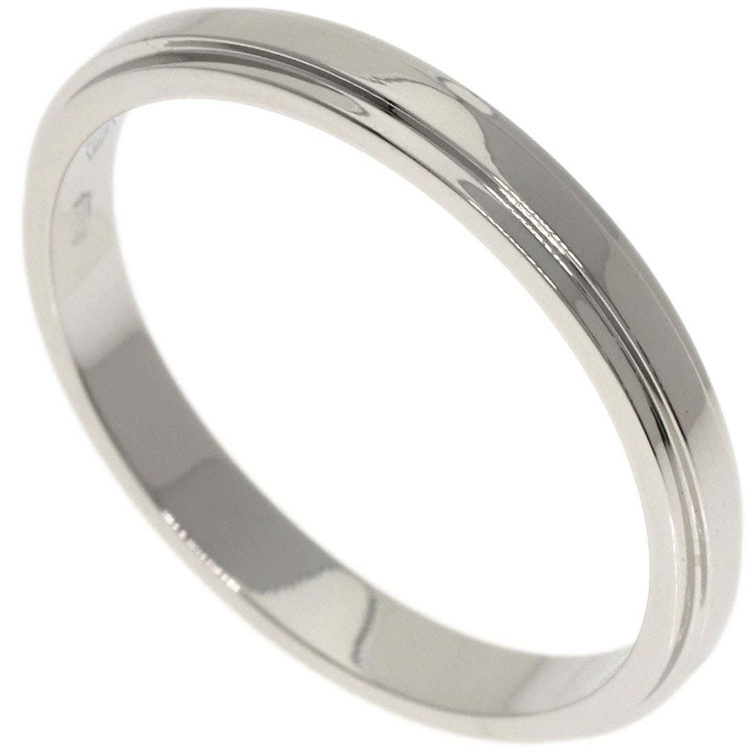 Cartier Amour #50 Ring Platinum Pt950: Cartier Amour #50 Ring Platinum Pt950 Cartier Amour #50 Ring Platinum Pt950 is a stunning silver platinum ring featuring a signature from the renowned brand. This platinum Pt950 ring boasts a sleek