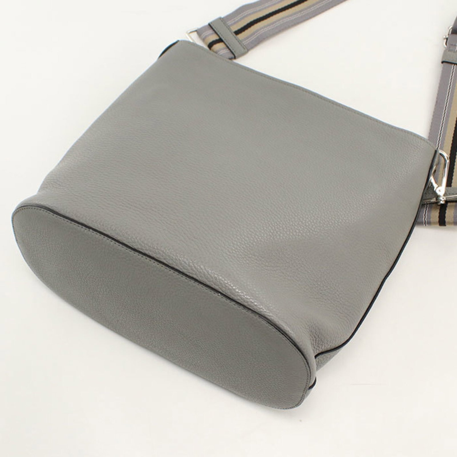 Shoulder Bag Leather Prada - 2