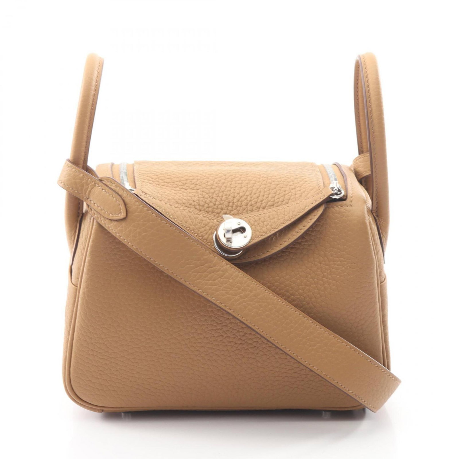 Clemence Taurillon Leather Shoulder Bag Hermes Handbag: Clemence Taurillon Leather Shoulder Bag Hermes Handbag Taurillon clemence leather provides a rich, luxurious feel to this elegant shoulder bag. Measuring 13cm x 17.5cm x 9cm, the beige and biscuit-col
