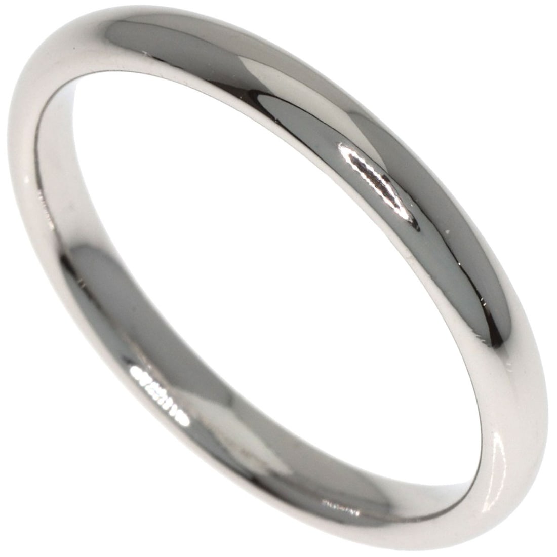 Pt950 Platinum Ring For Wedding #53 Chanel: Pt950 Platinum Ring For Wedding #53 Chanel Pt950 Platinum Ring For Wedding #53 Chanel is a stunning platinum ring featuring a sleek silver metal design with a purity of 950. This elegant ring boasts a