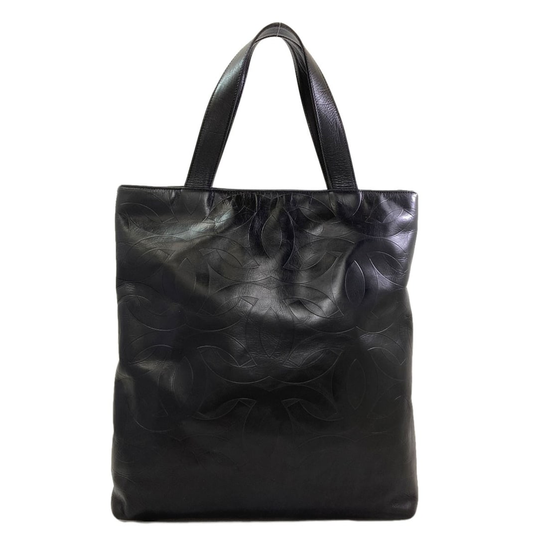 Chanel Coco Mark Goldhardware Tote Bag Calf: Chanel Coco Mark Goldhardware Tote Bag Calf The CHANEL Coco Mark Gold hardware tote bag boasts sleek black calf exterior, measuring 15.4 inches in height and 13.8 inches in width, with a depth of 4.7 
