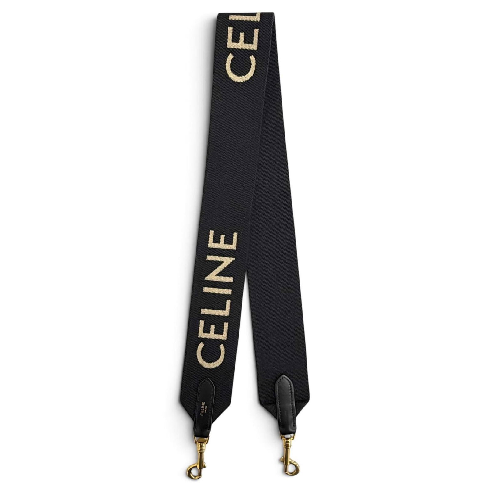 Canvas strap leather: Canvas strap leather Canvas strap leather with a unique beige and black color combination, made from high-quality canvas and leather materials, and featuring a 107cm x 6cm size. This stylish strap is 