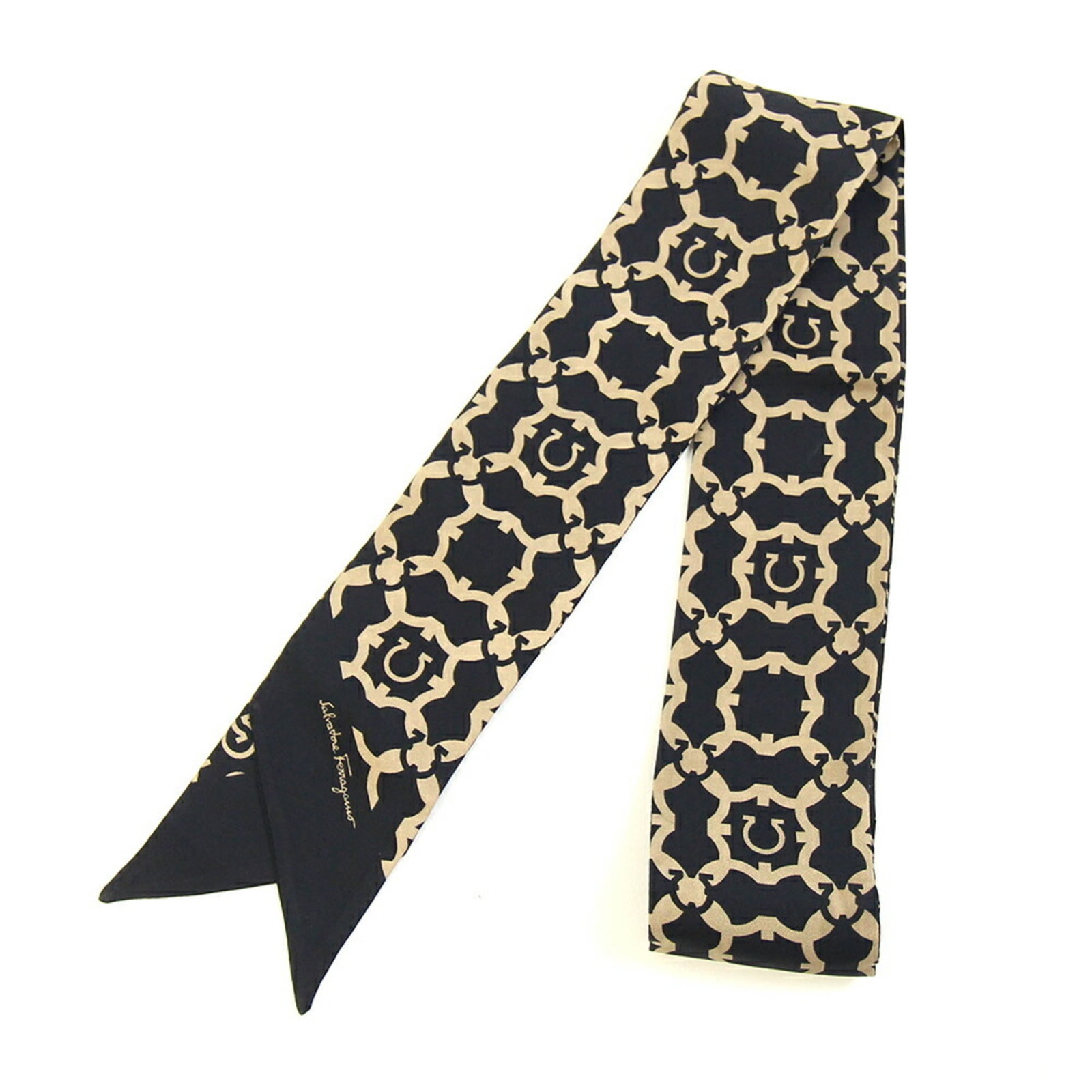 Silk scarf Salvatore Ferragamo: Silk scarf Salvatore Ferragamo Silk scarf from Salvatore Ferragamo's Gancini line, crafted in Italy from 100% silk. Measuring 1.4m x 7cm, this black or light brown accessory features a classic