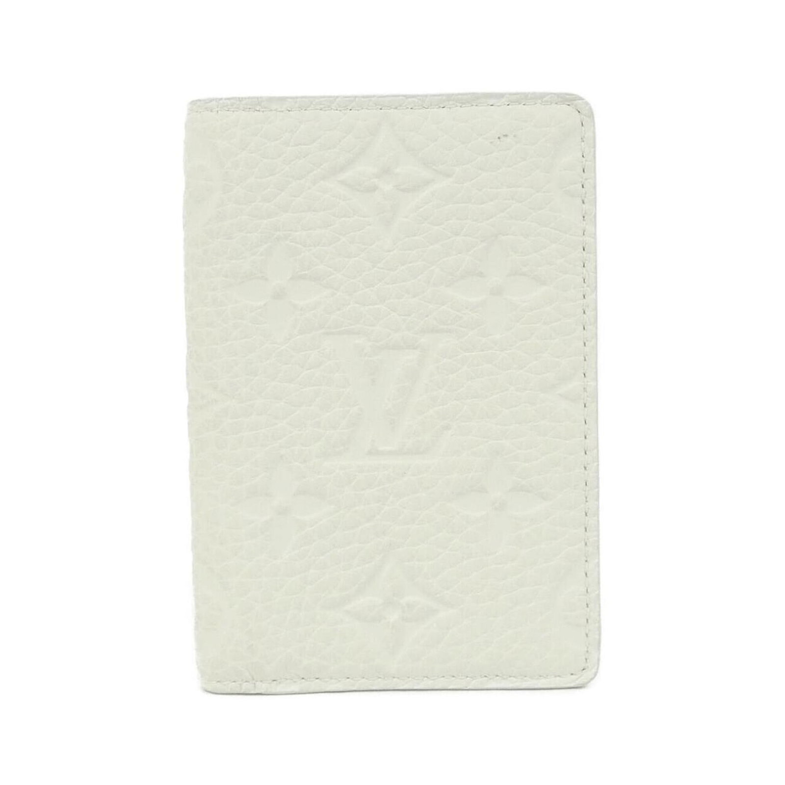 Case Business Card Leather Louis Vuitton: Case Business Card Leather Louis Vuitton Case Business Card Leather Louis Vuitton is made from high-quality calf leather, a classic material for the iconic Taurillon line. This compact case measures 1