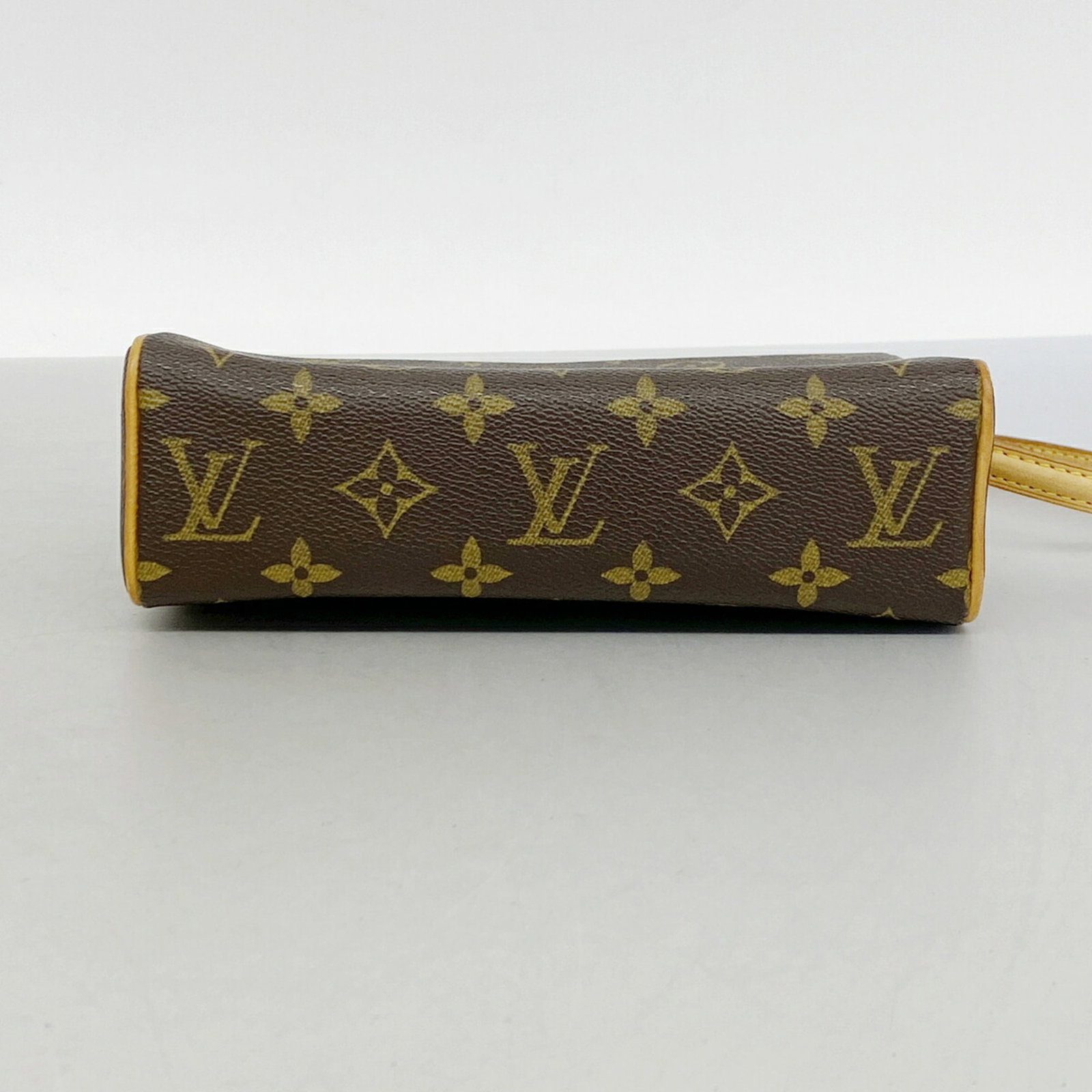 Handbag Louis Vuitton - 3