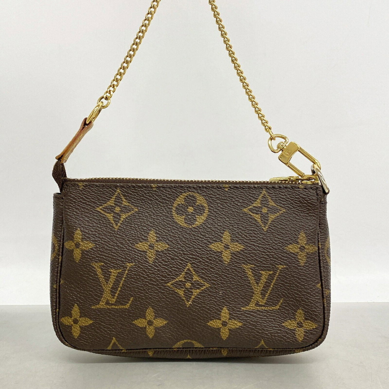 Louis Vuitton Pouch - 9