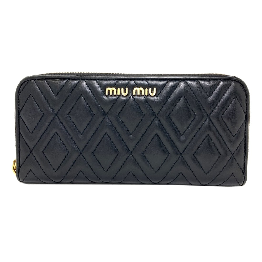 Quilting Long Wallet Leather with Coin Pocket: Quilting Long Wallet Leather with Coin Pocket This black leather long wallet features a coin pocket, providing a convenient place to store small change. Made from high-quality leather, its classic