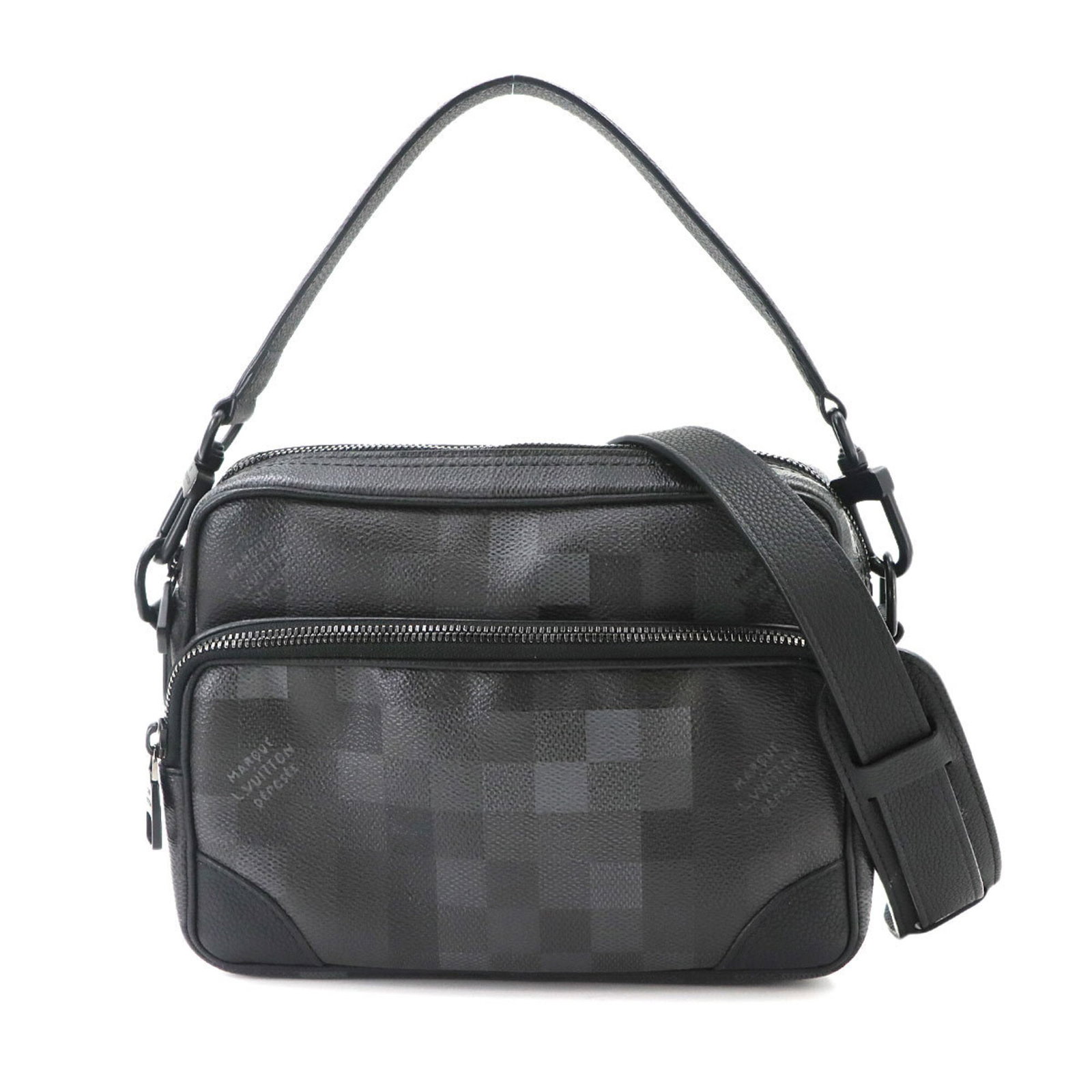 Louis Vuitton Handbag Messenger Bag Shoulder Bag Canvas: Louis Vuitton Handbag Messenger Bag Shoulder Bag Canvas Canvas Louis Vuitton Messenger Bag in Black. This shoulder bag features a classic design with a 16.5cm x 22cm x 8cm size, perfect for daily