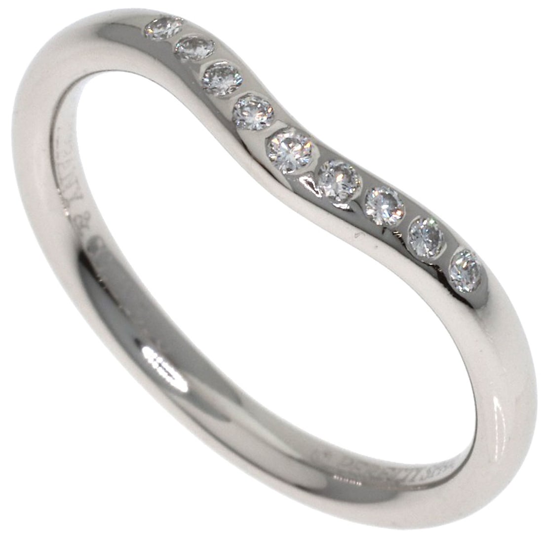 Tiffany&Co. Curved Band Diamond Ring Platinum Pt950: Tiffany&Co. Curved Band Diamond Ring Platinum Pt950 Tiffany&Co.'s Curved Band Diamond Ring is a stunning piece featuring a diamond main stone set in platinum PT950, a silver-colored metal with a sleek