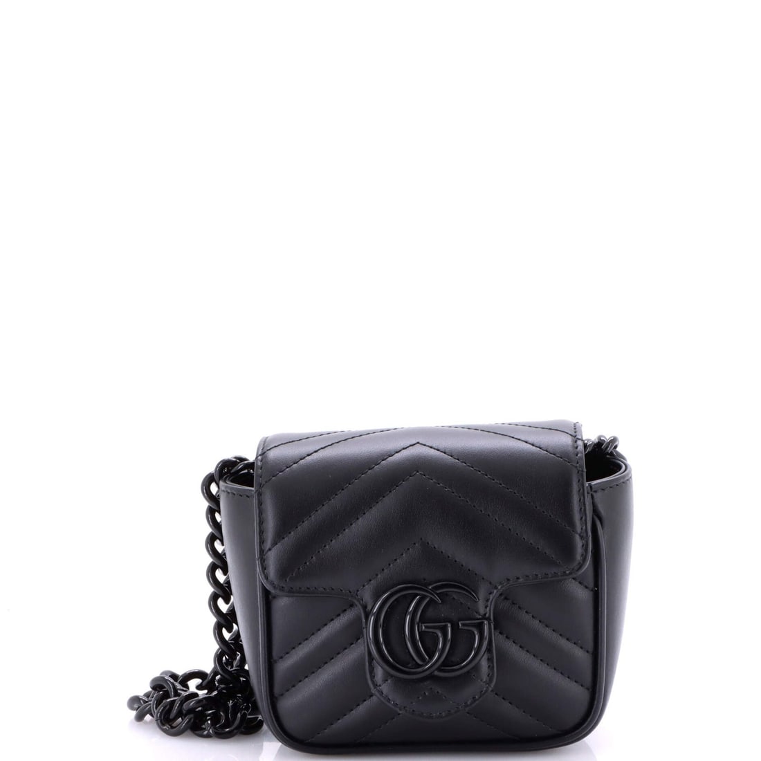 Marmont Flap Matelasse Leather Belt Mini Gucci Bag: Marmont Flap Matelasse Leather Belt Mini Gucci Bag Mini GG Marmont Flap Belt Bag in Matelasse Leather, a stylish and compact accessory from Gucci. The black exterior features a signature Marmont flap 