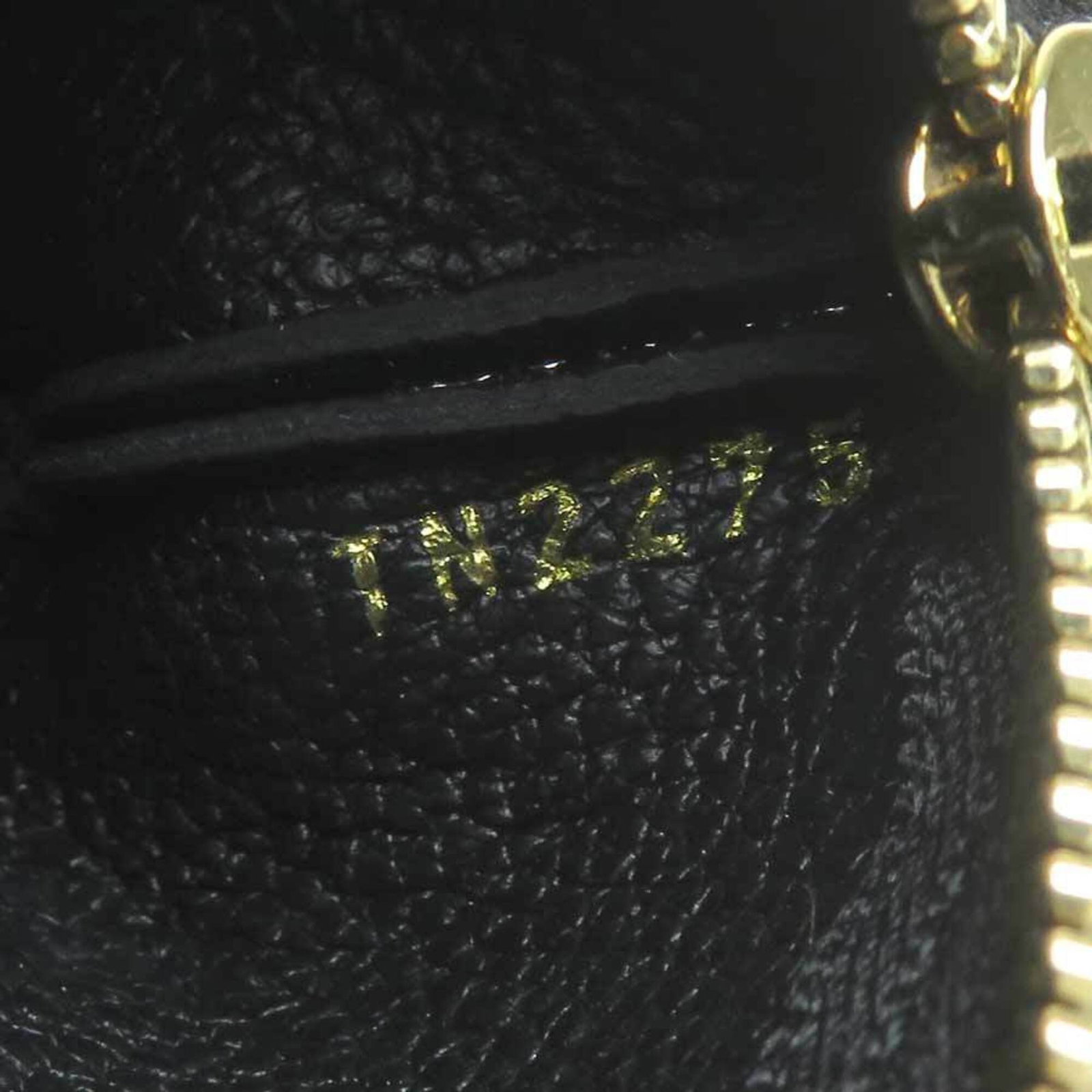 Monogram Empreinte Case Card Louis Vuitton - 14