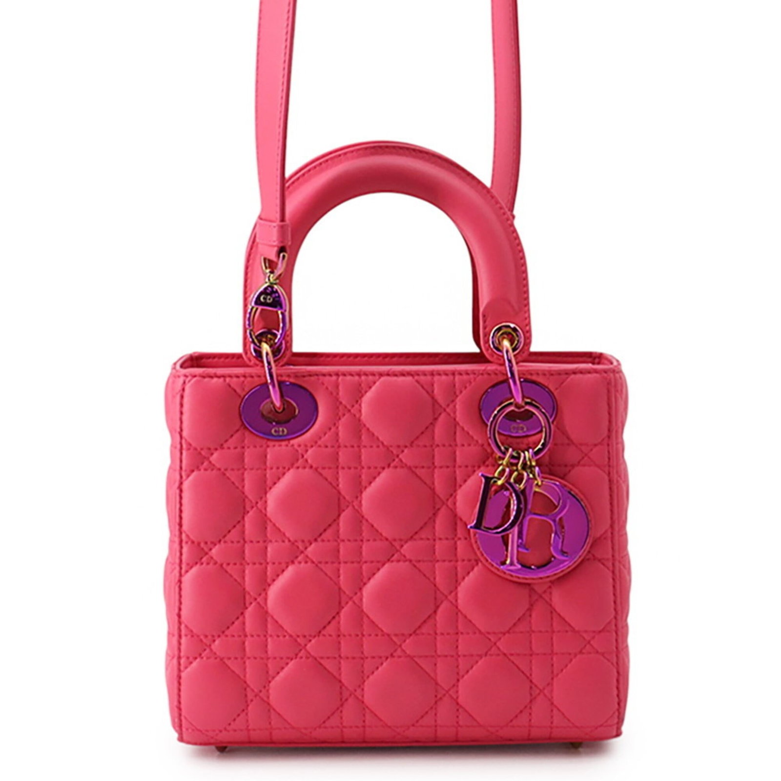 Handbag Leather Dior Christian: Handbag Leather Dior Christian The Lady Dior Country handbag from Christian Dior features a striking pink lambskin exterior, adorned with gold hardware, and is crafted from high-quality leather. This