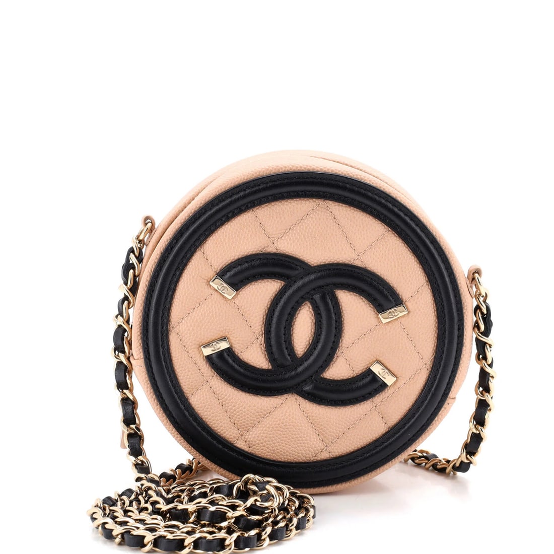 Mini Clutch Round Caviar Quilted Chain Filigree Chanel: Mini Clutch Round Caviar Quilted Chain Filigree Chanel Mini Clutch Round Caviar Quilted Chain Filigree Chanel features a neutral exterior with a quilted chain and filigree design, alongside a black in