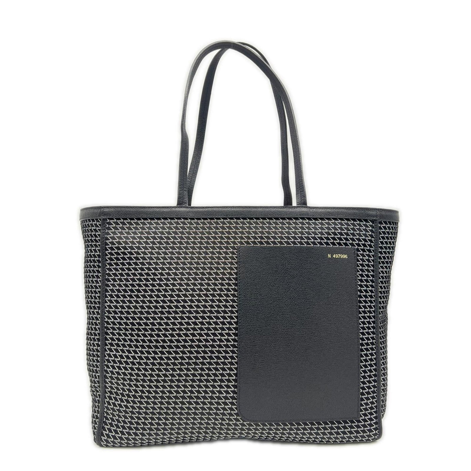 Handbag Tote Bag Leather Valextra: Handbag Tote Bag Leather Valextra Black and White Leather Valextra Handbag Tote Bag with 51cm Handle. Made from high-quality leather, this tote bag features a classic design with an open closure.