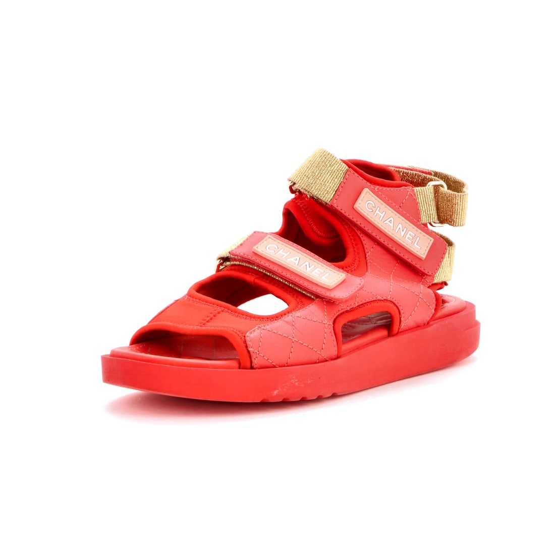 Logo Chanel Women's Sandals Leather Quilted Gladiator Fabric: Logo Chanel Women's Sandals Leather Quilted Gladiator Fabric Red Logo Chanel Women's Sandals with Quilted Leather and Fabric Exterior, featuring a unique combination of materials and bold gold accents