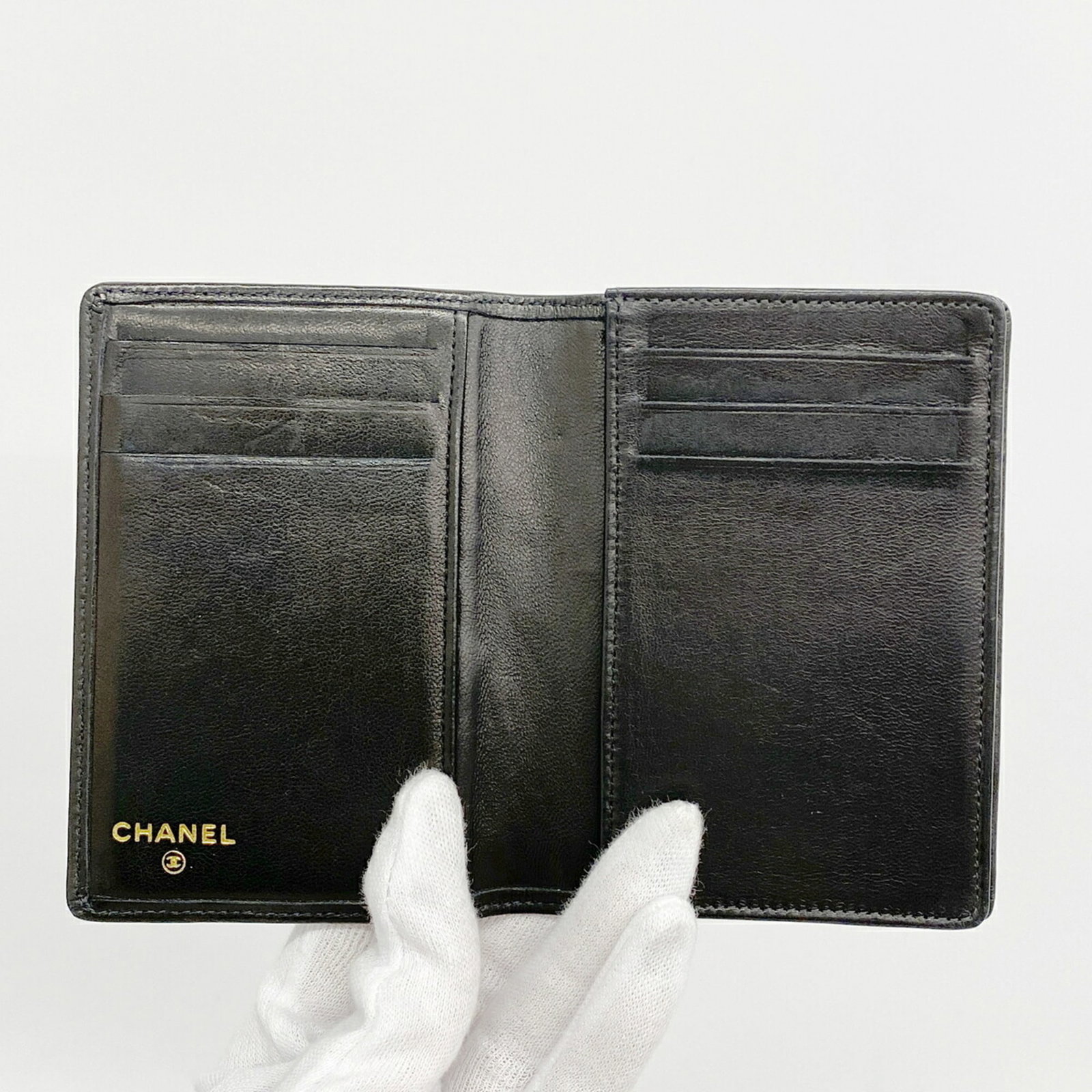 Chanel Card Case Leather - 3