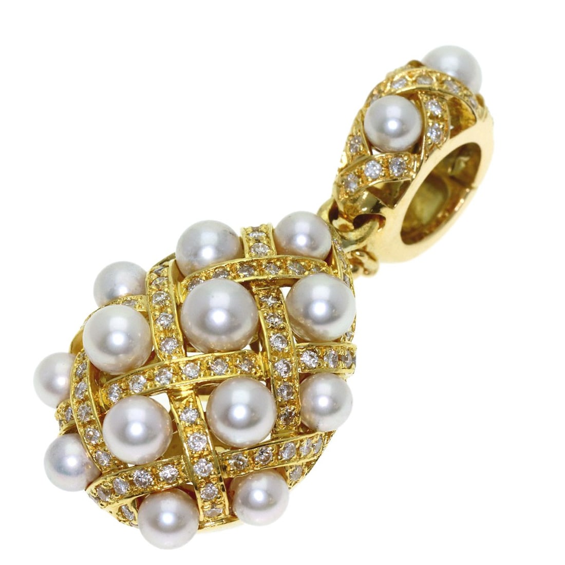 K18 Yellow Gold Baby Top Diamond Pendant Pearl: K18 Yellow Gold Baby Top Diamond Pendant Pearl K18 Yellow Gold Baby Top Diamond Pendant Pearl features a D 0.69ct pearl as its main stone, set in K18 yellow gold. The pendant's design showcases the be