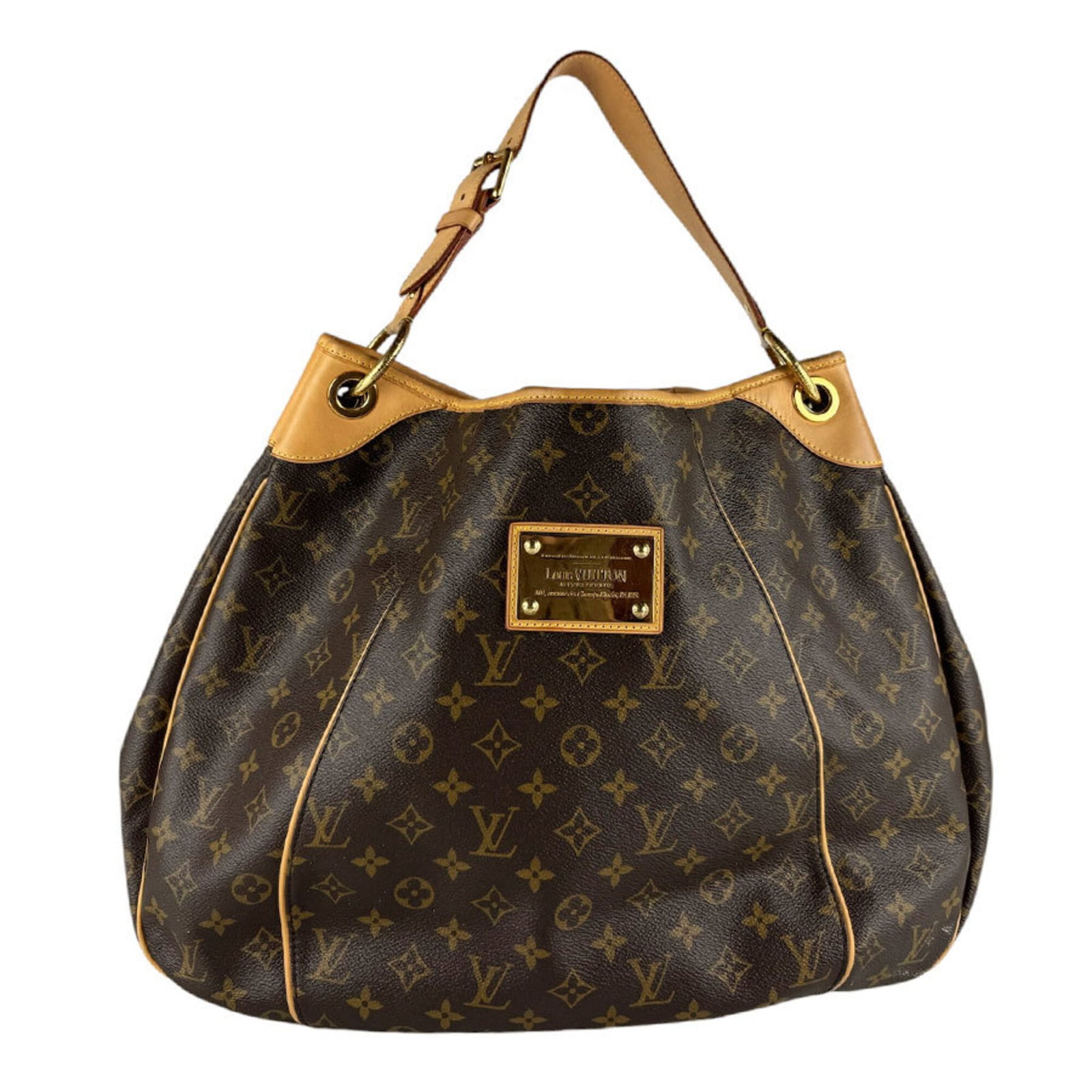 Shoulder Bag Monogram Louis Vuitton: Shoulder Bag Monogram Louis Vuitton Brown Monogram Louis Vuitton Shoulder Bag, 35cm x 42cm x 13cm, features the iconic Louis Vuitton monogram pattern in a classic brown hue. Made from high-quality