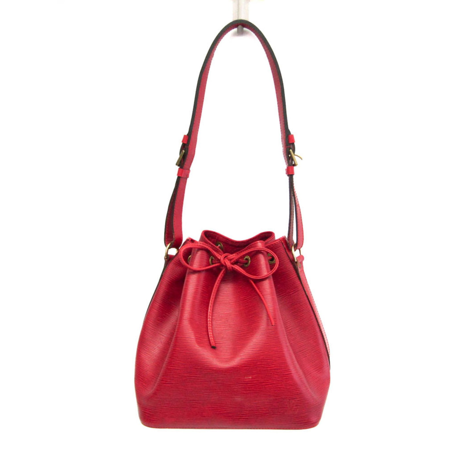 Leather Epi Bag Vuitton Louis: Leather Epi Bag Vuitton Louis Castilian red Epi leather wraps around the body of this Louis Vuitton Petit Noe bag, adorned with gold hardware and a sleek belt closure. Measuring 27cm x 24cm x 18cm, th