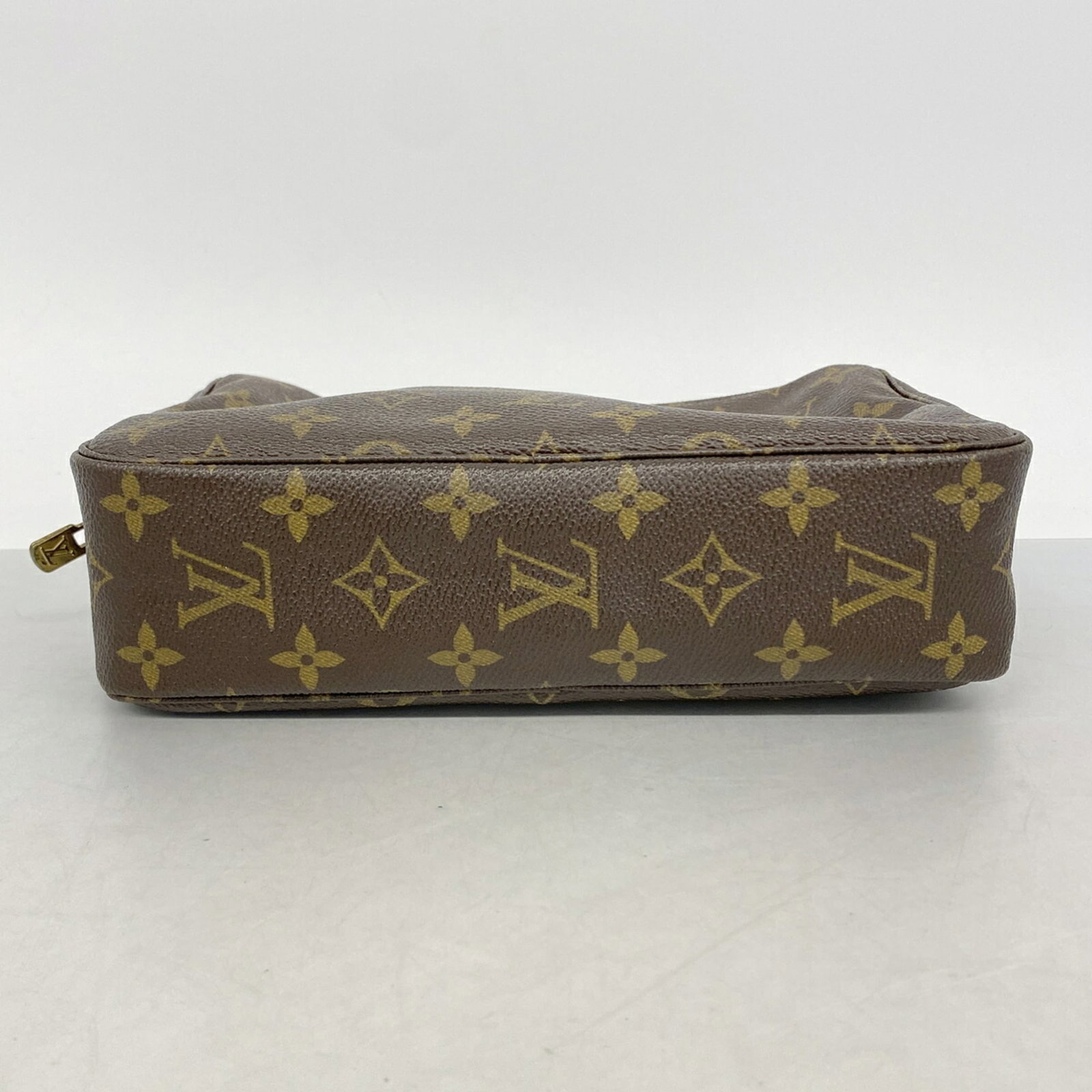 Louis Vuitton Pouch - 3