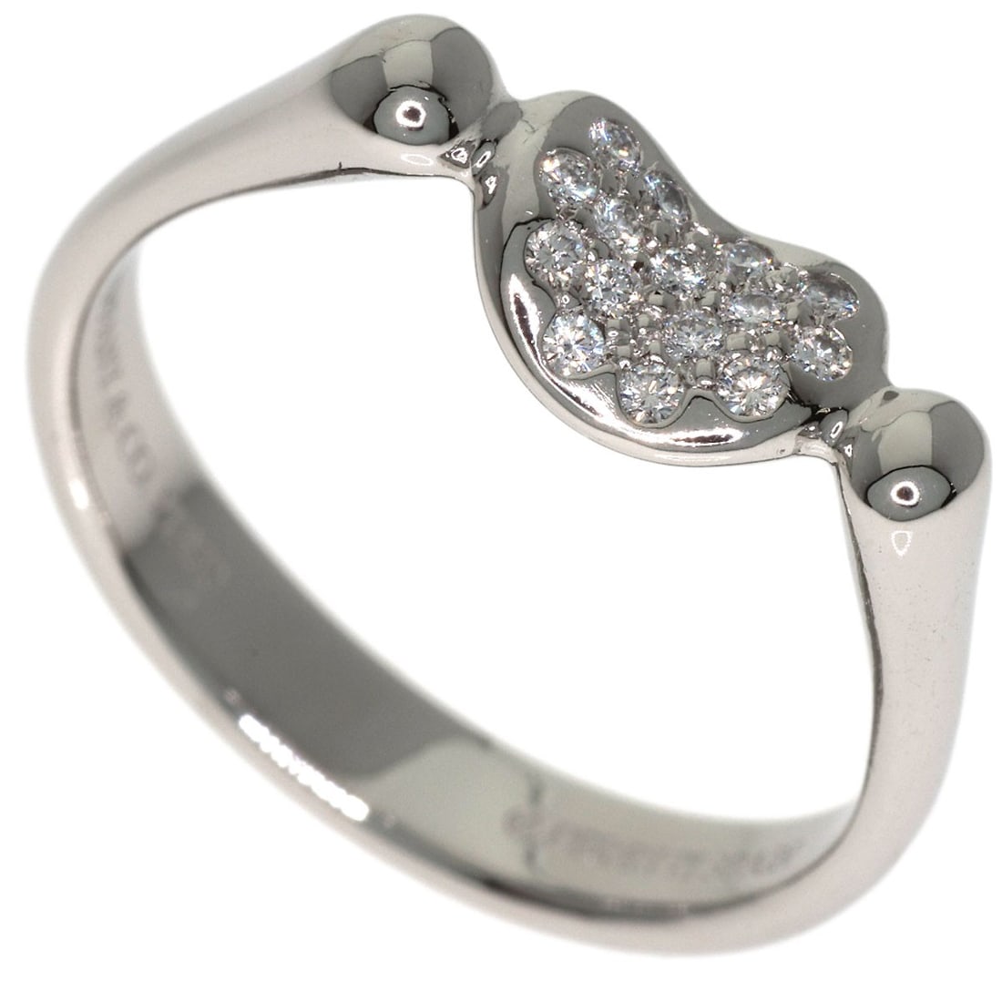 Tiffany&Co. Bean Diamond Ring Platinum Pt950: Tiffany&Co. Bean Diamond Ring Platinum Pt950 Tiffany&Co.'s Bean Diamond Ring is a stunning piece featuring a diamond set in platinum, with a silver exterior and 950 purity metal. The ring boasts an op