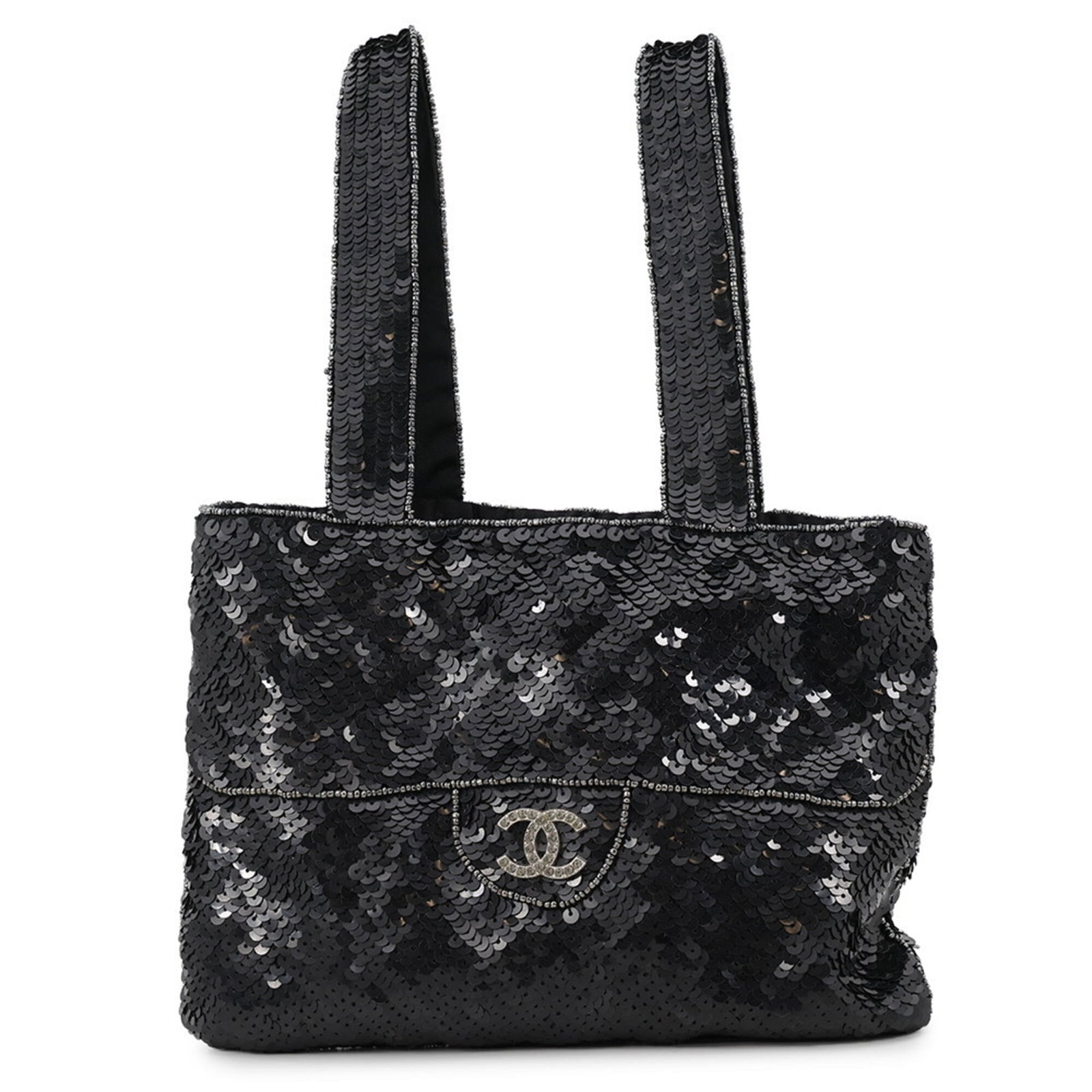Spangles handbag Chanel: Spangles handbag Chanel Spangles is a lesser-known material used in the construction of this black Chanel handbag, adding a unique touch to the classic design. The bag's dimensions and French origin